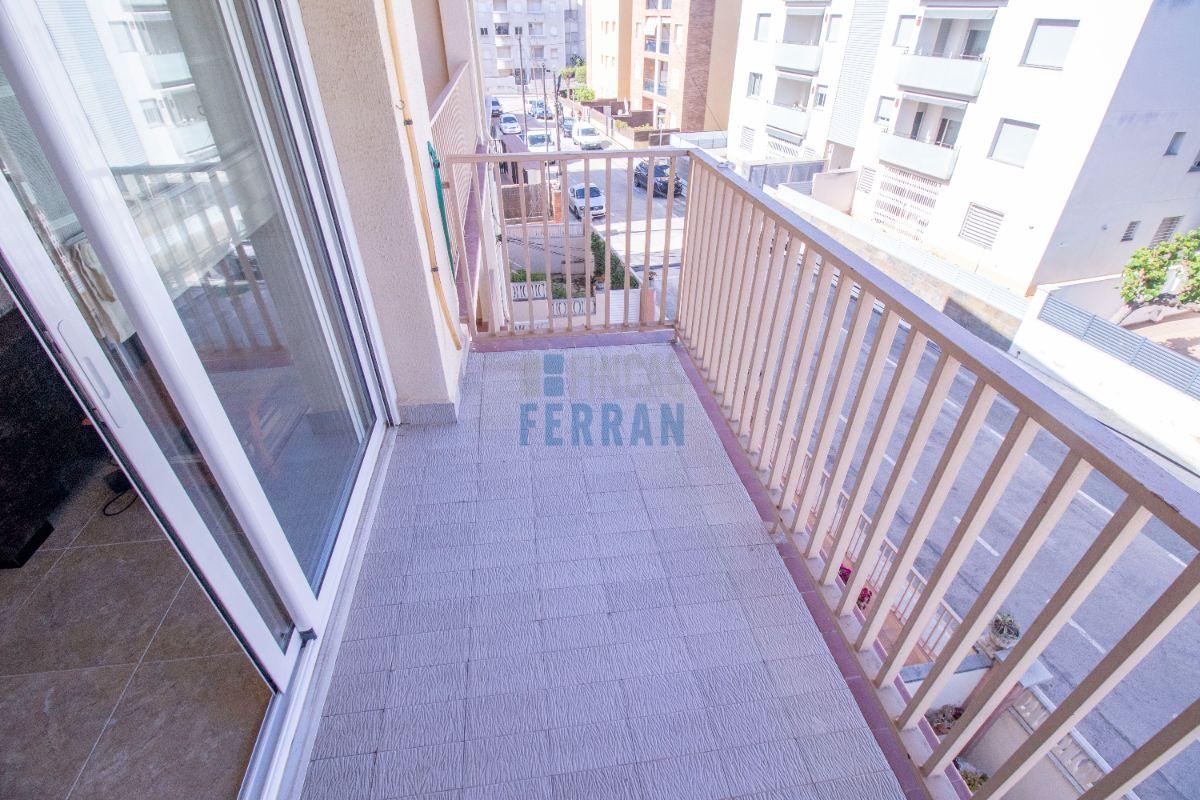 For sale of apartment in Coma - Ruga
