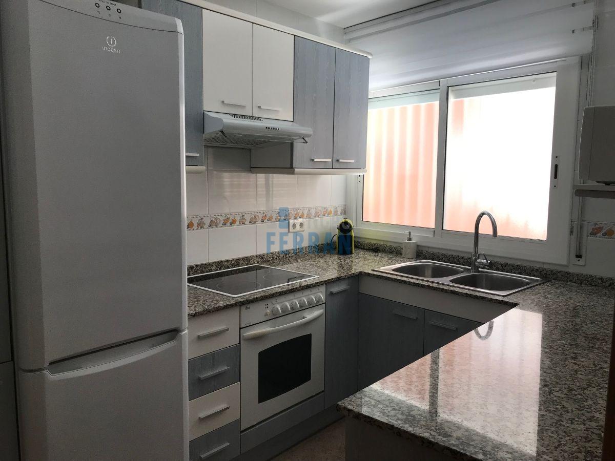 For sale of ground floor in Coma - Ruga