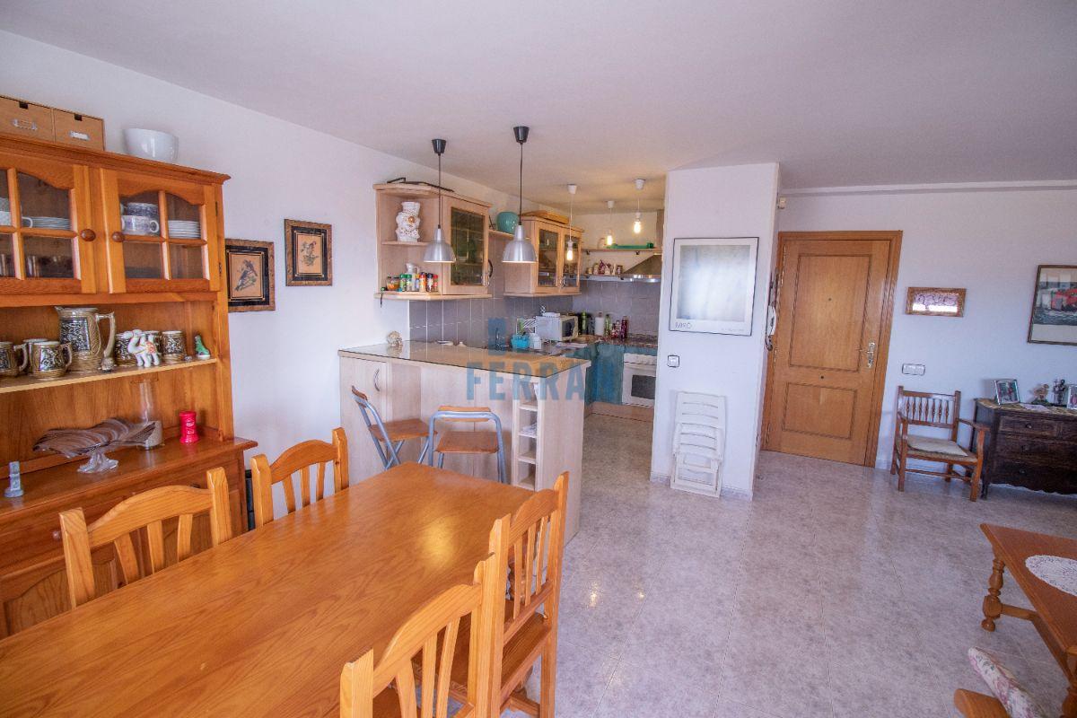 For sale of apartment in Coma - Ruga