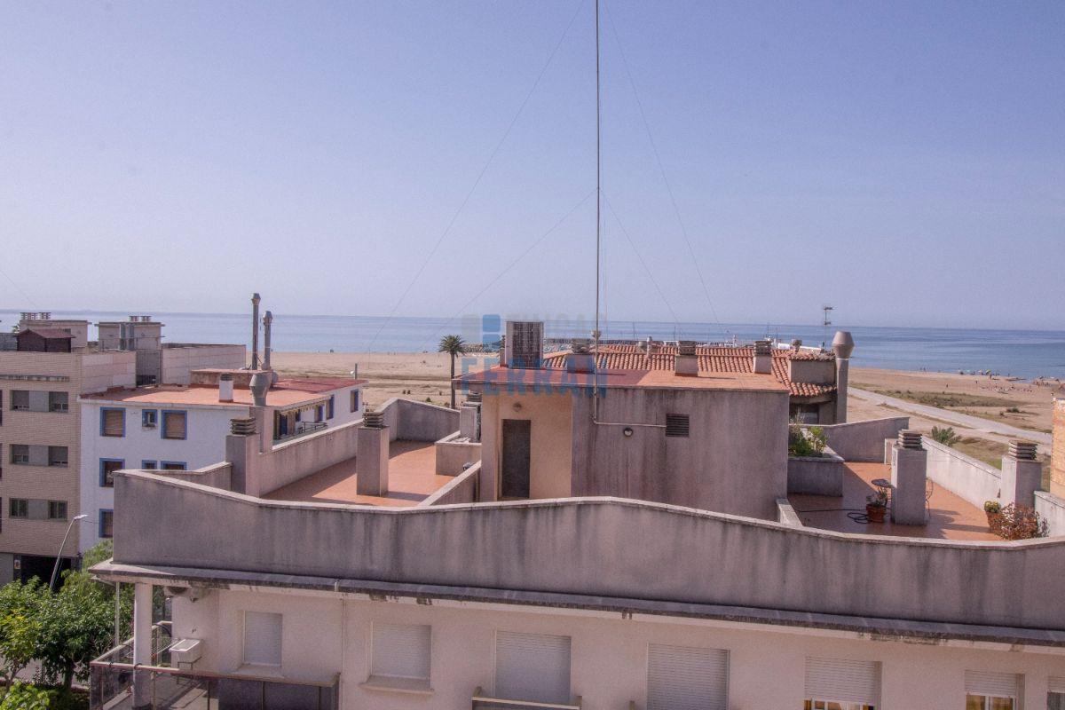 For sale of apartment in Coma - Ruga