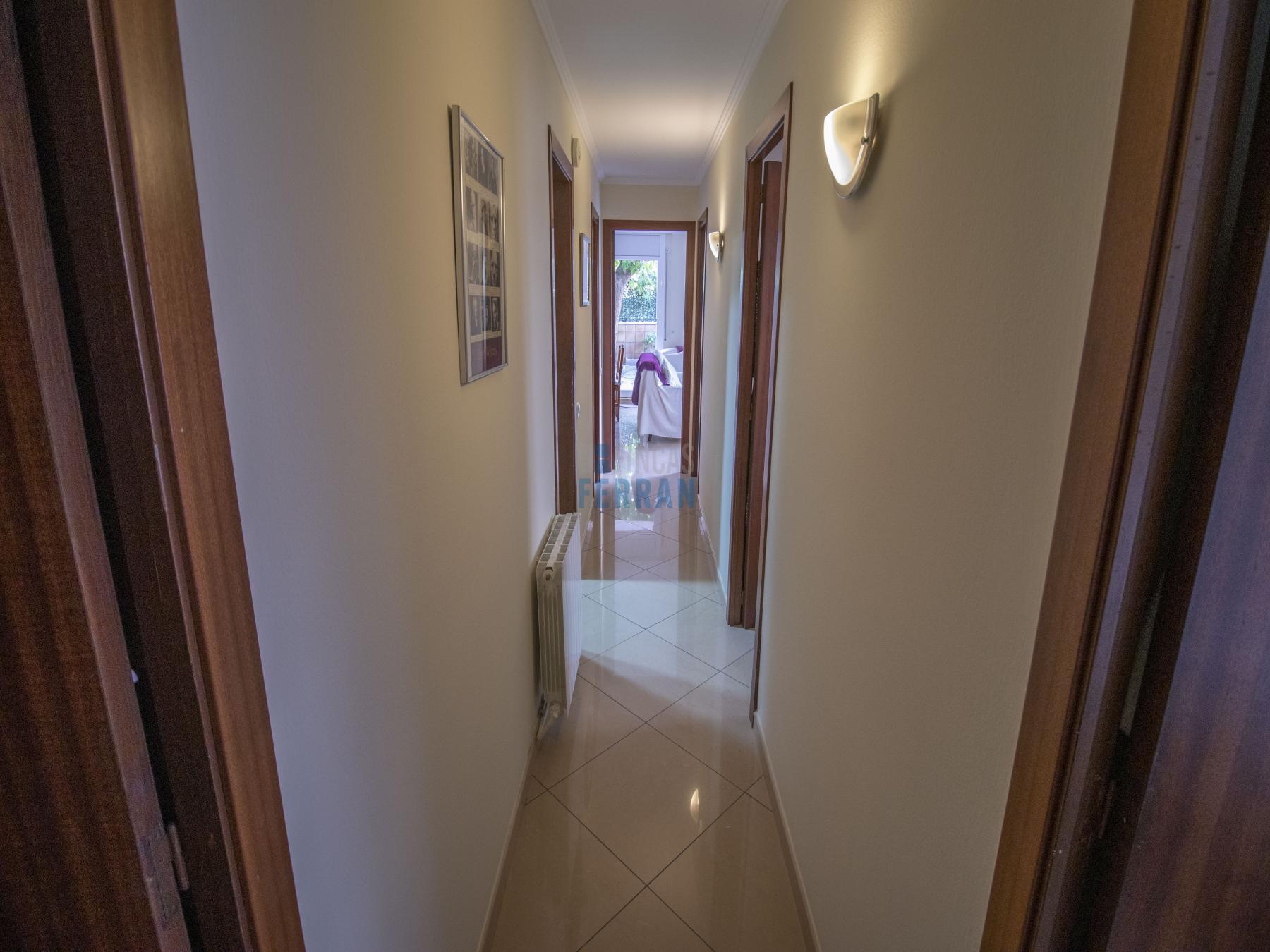 Venta de planta baja en Coma - Ruga