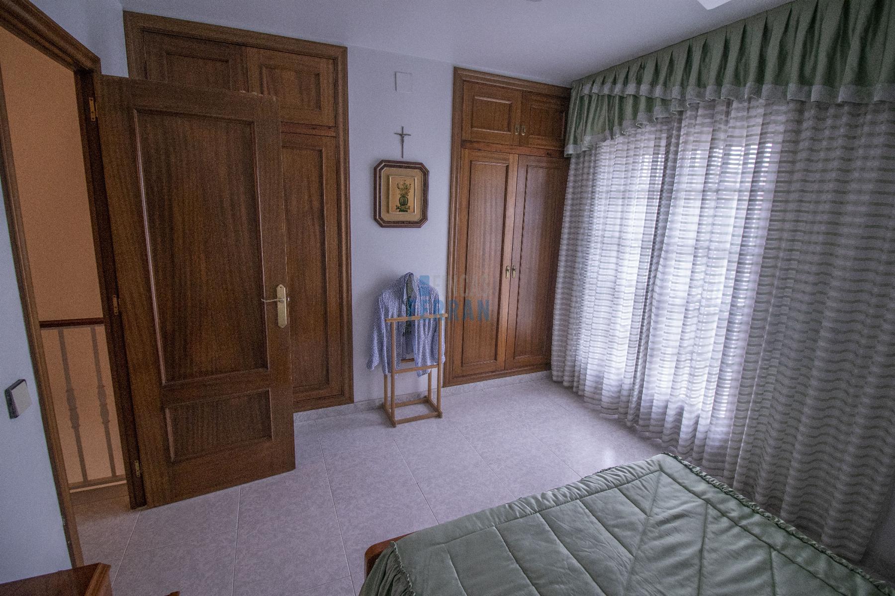 For sale of house in Coma - Ruga