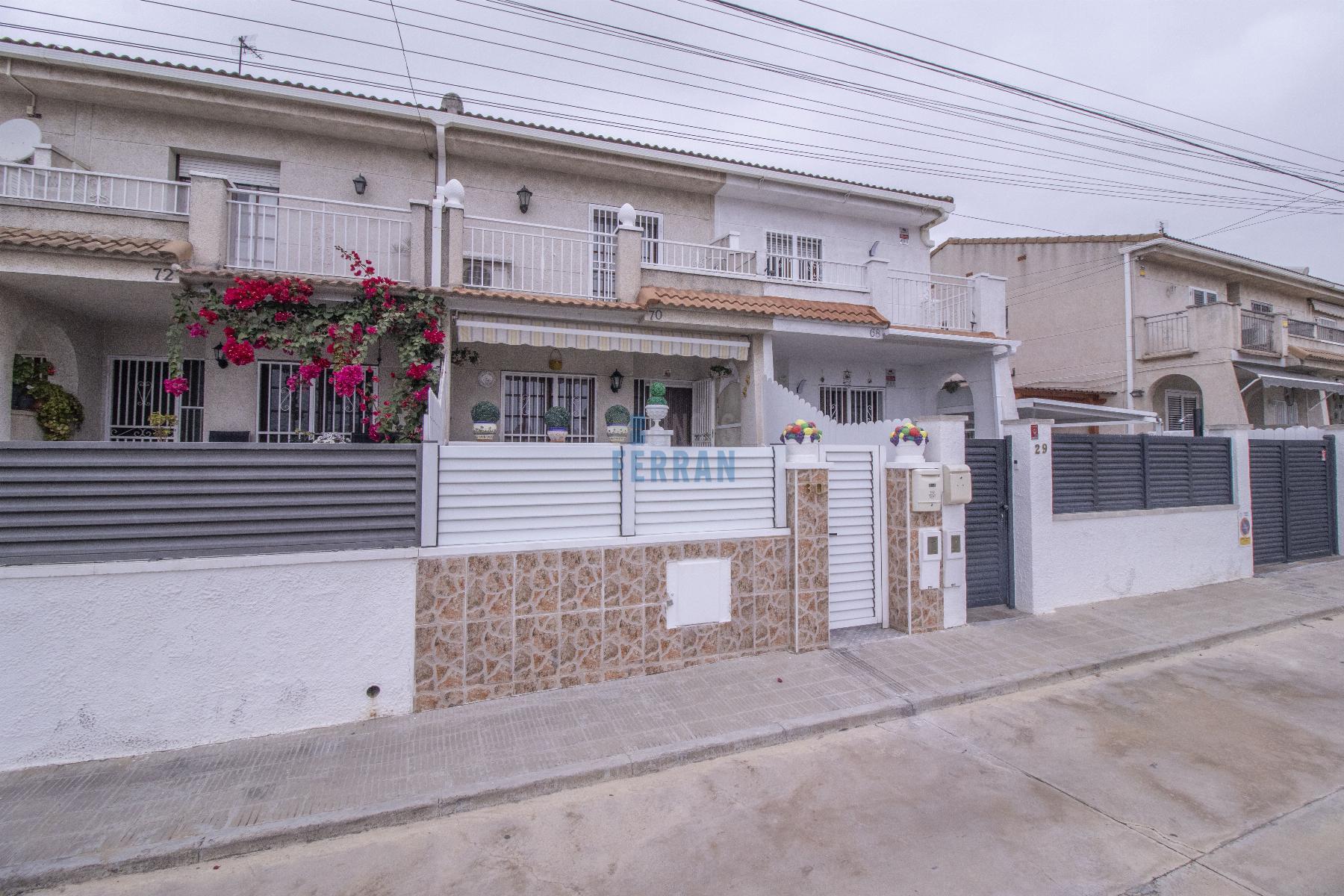 Venta de casa en Coma - Ruga