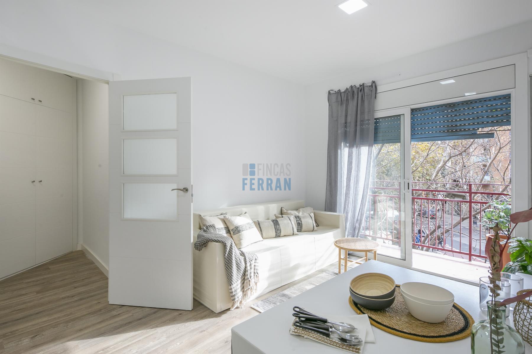 For sale of flat in Barcelona