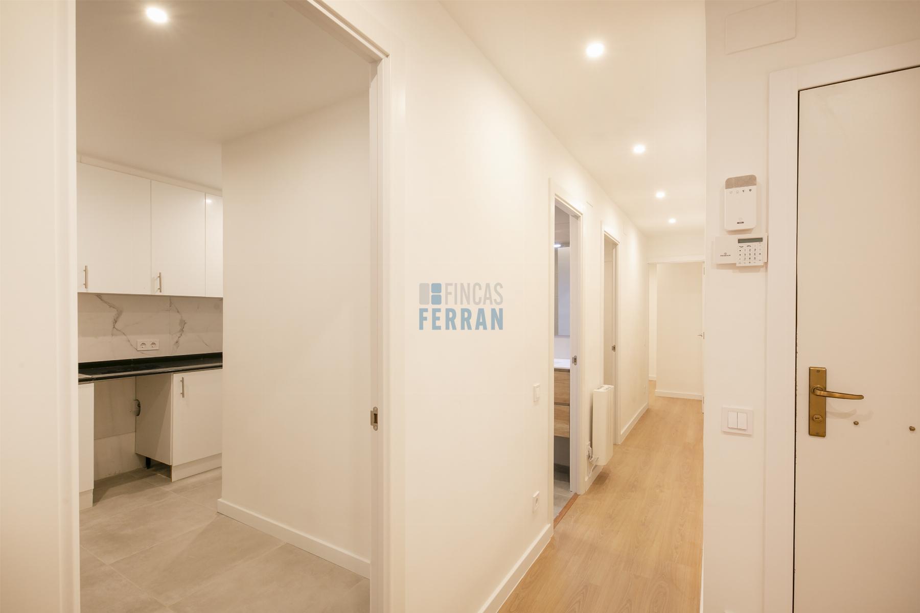 For sale of flat in Barcelona