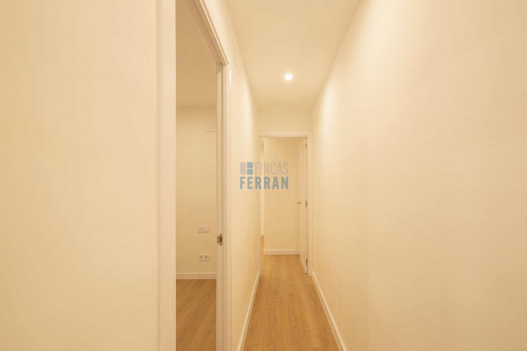 For sale of flat in Barcelona