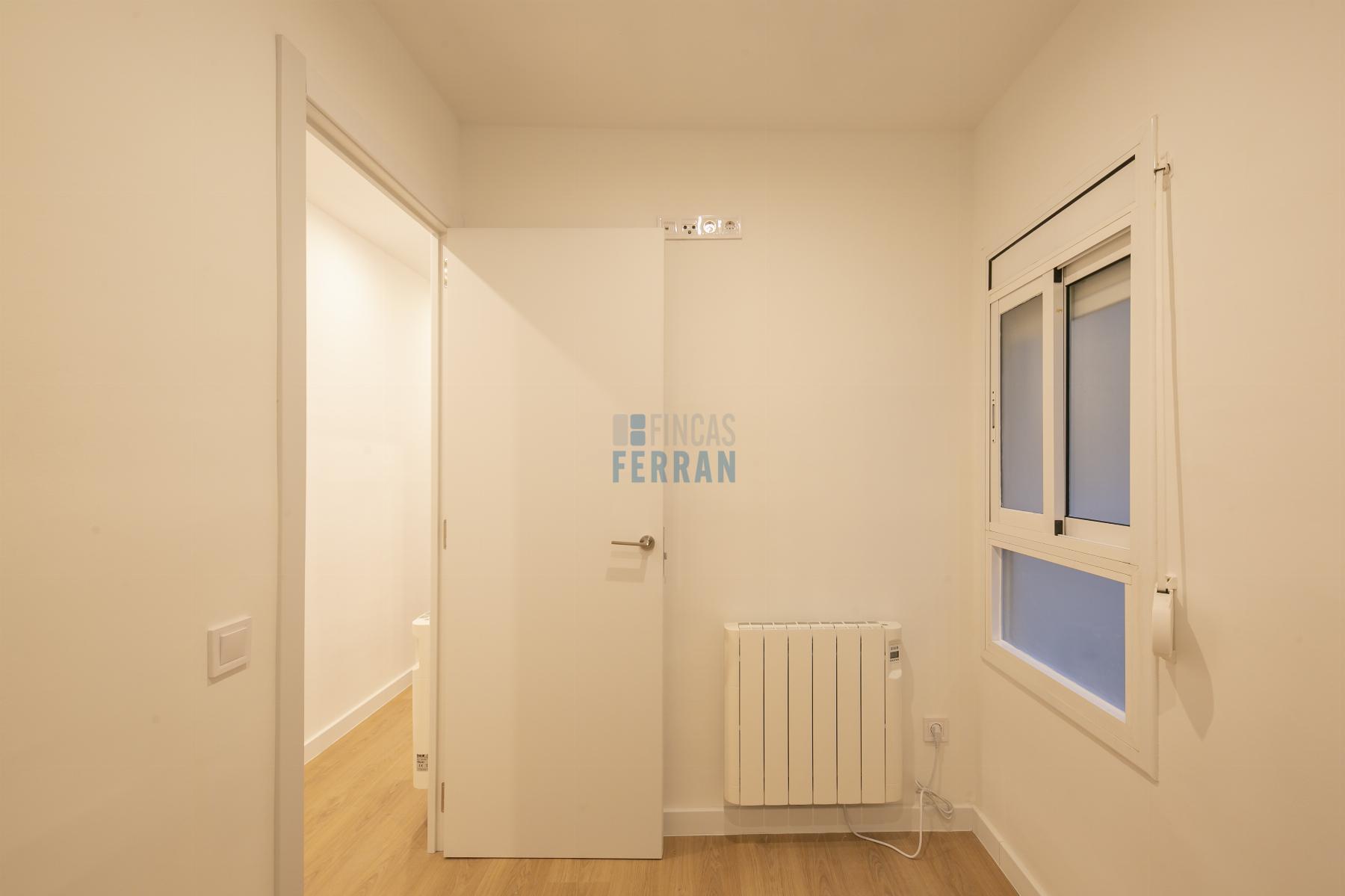 For sale of flat in Barcelona