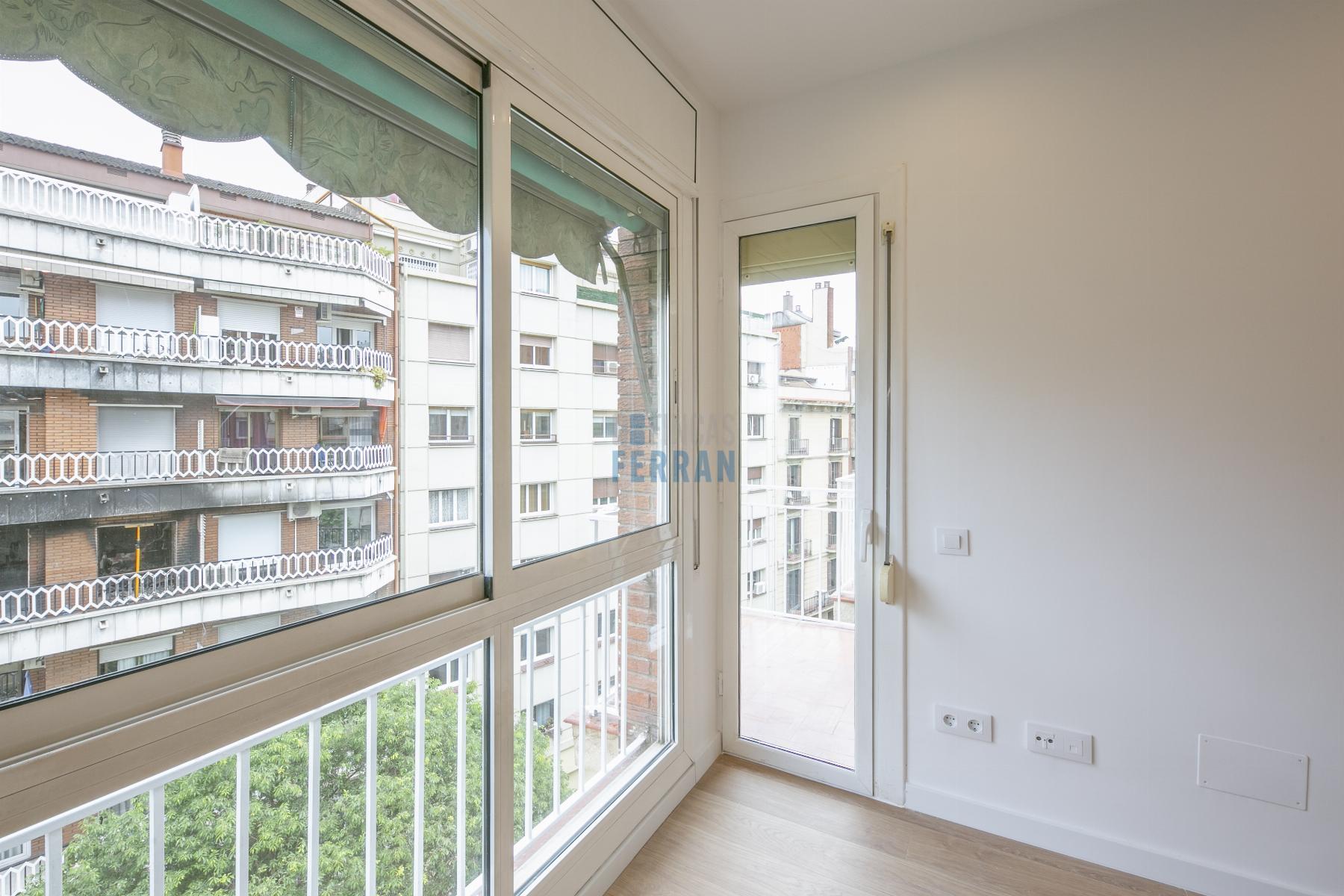 For sale of flat in Barcelona