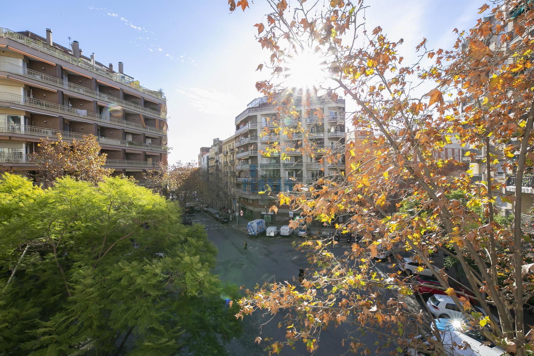 For sale of flat in Barcelona