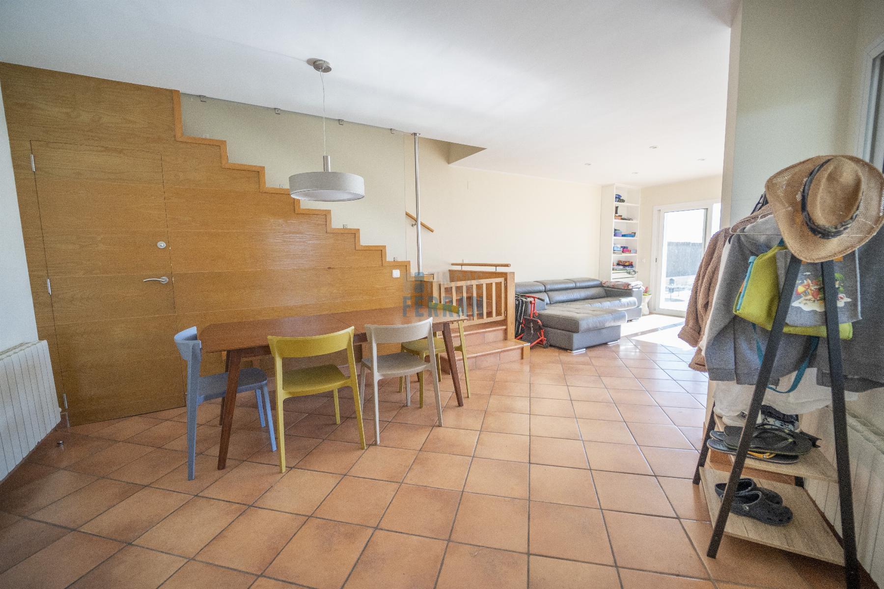 Venda de casa a Creixell