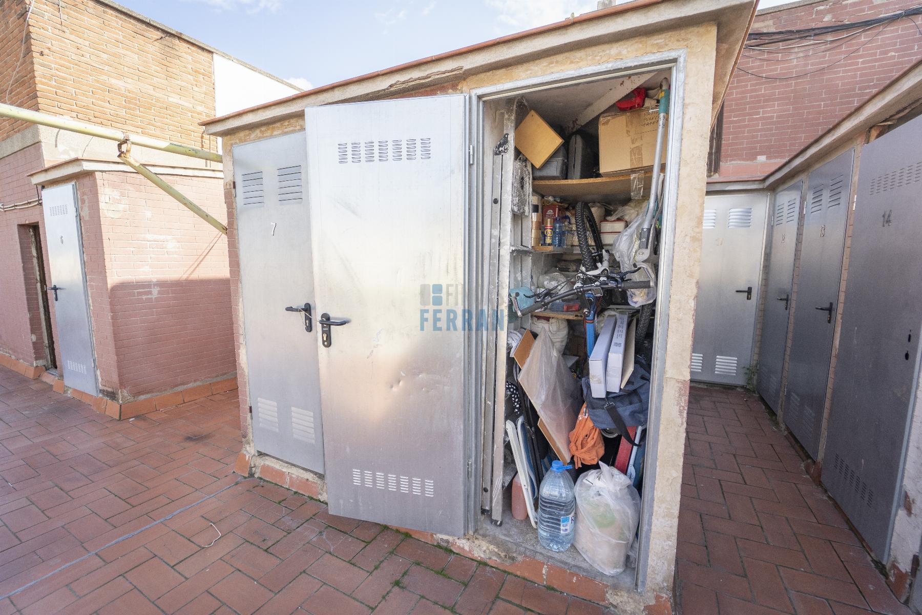 For sale of flat in Barcelona