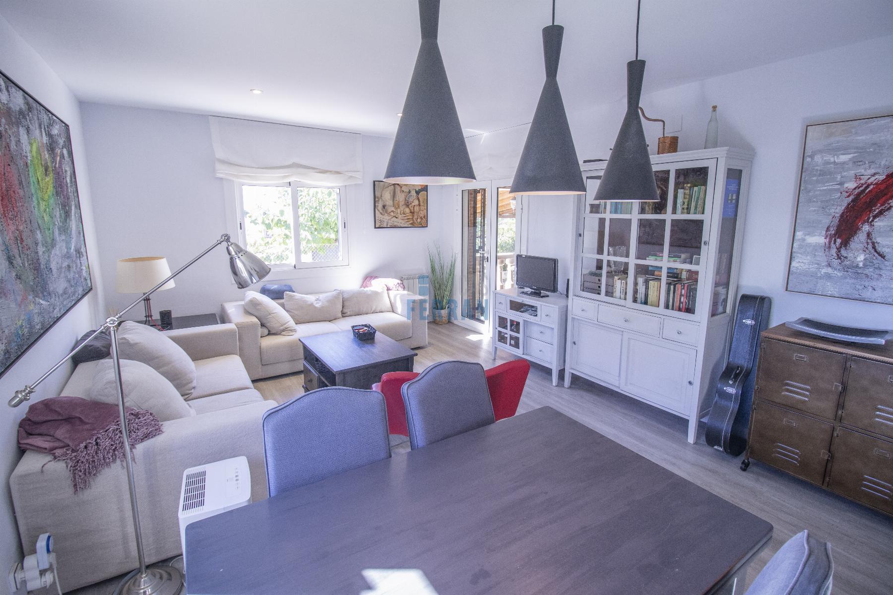 Venta de casa en Coma - Ruga