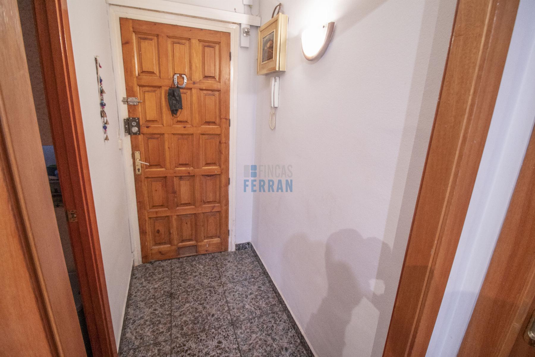 For sale of ground floor in Coma - Ruga