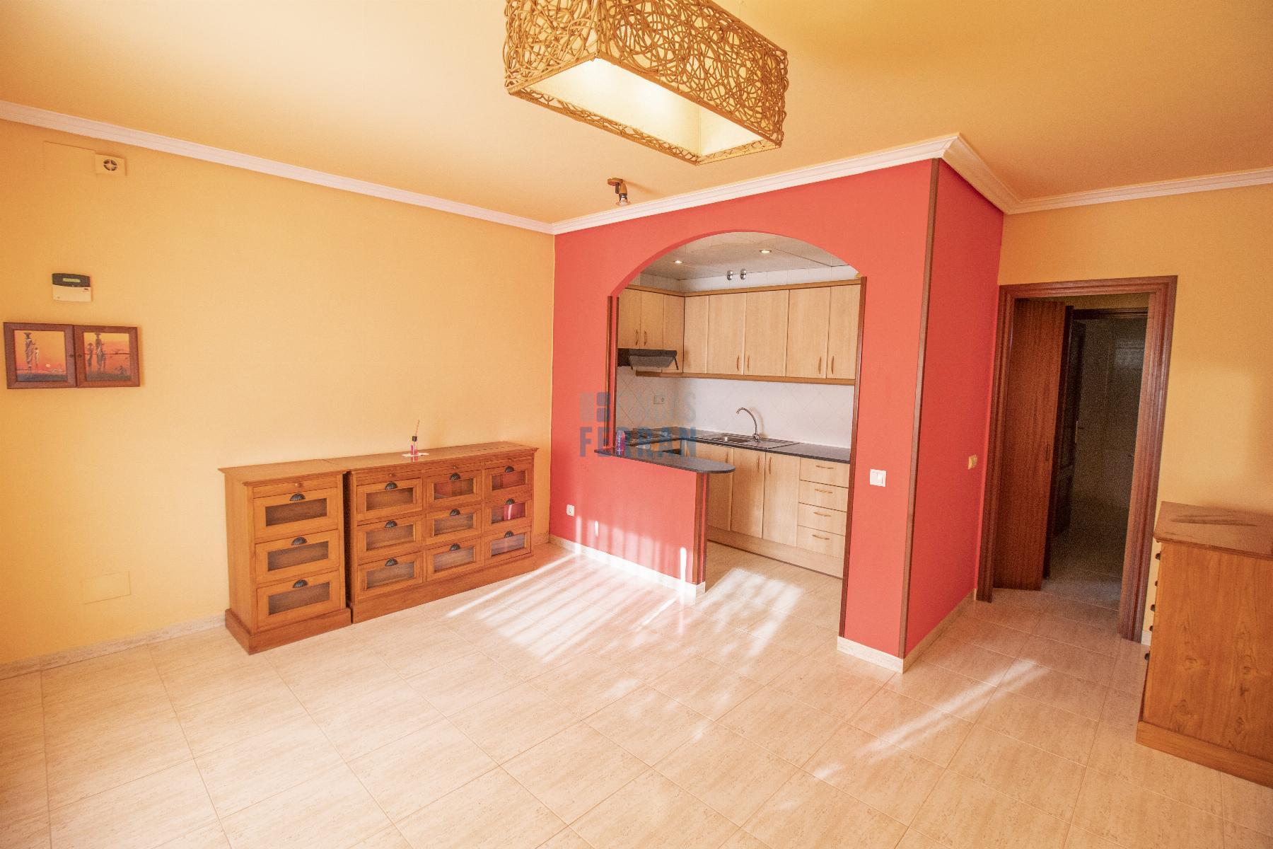 For sale of ground floor in Coma - Ruga