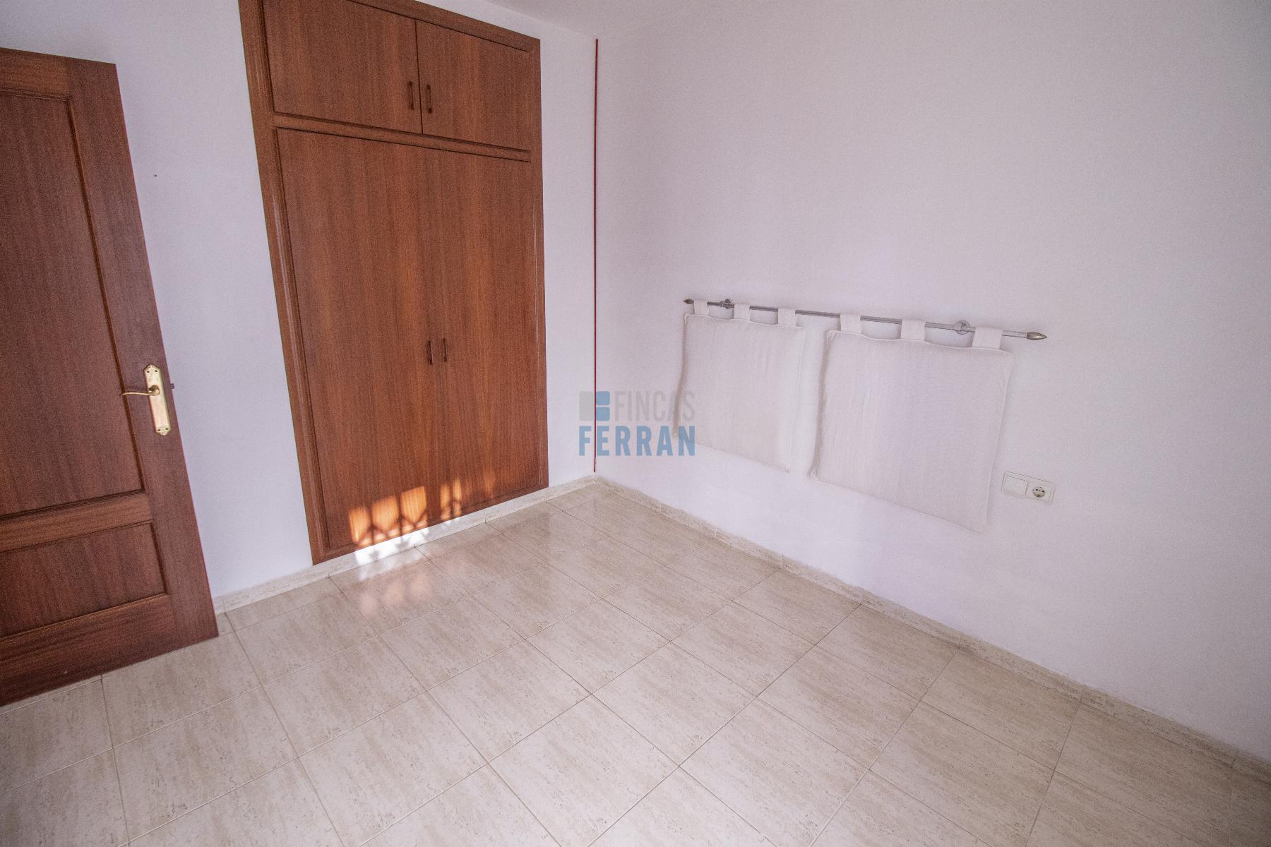For sale of ground floor in Coma - Ruga