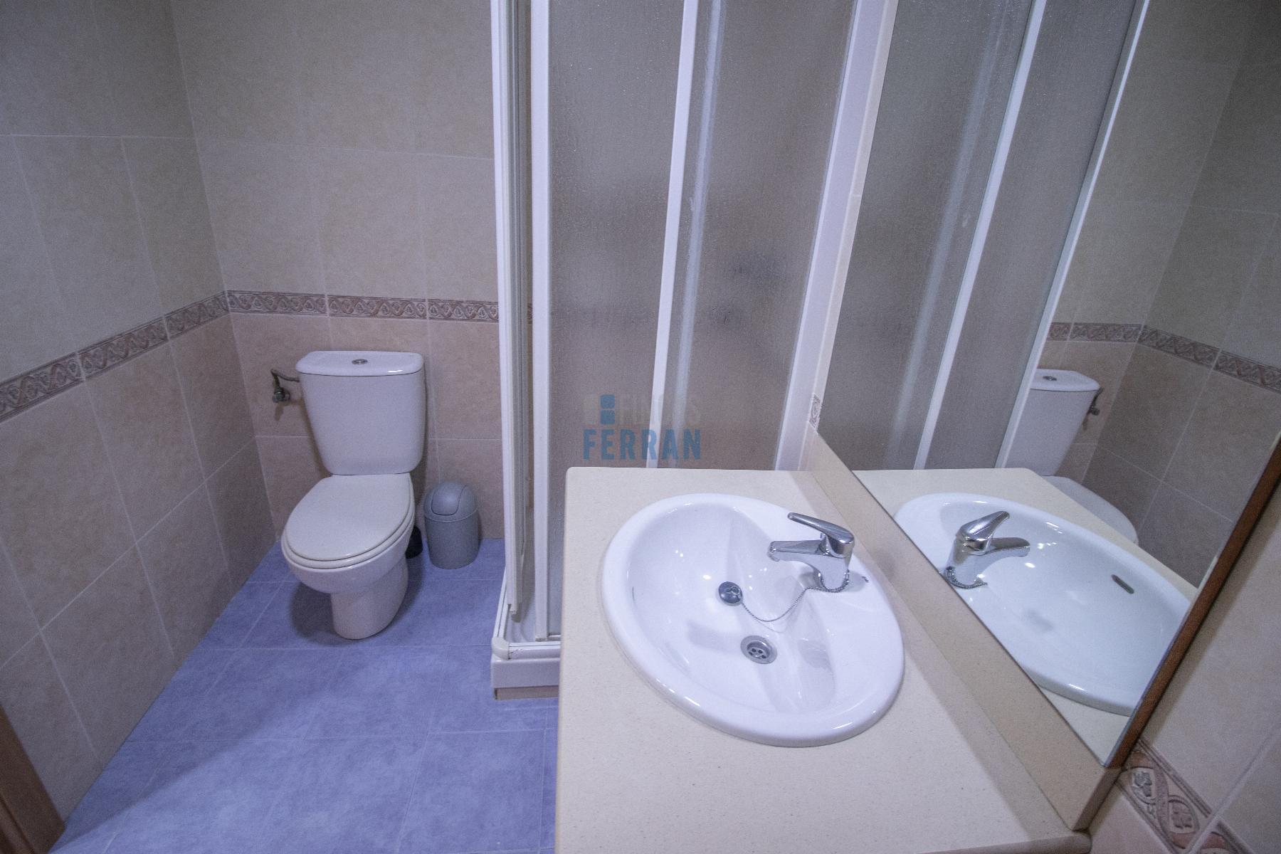 For sale of commercial in Coma - Ruga