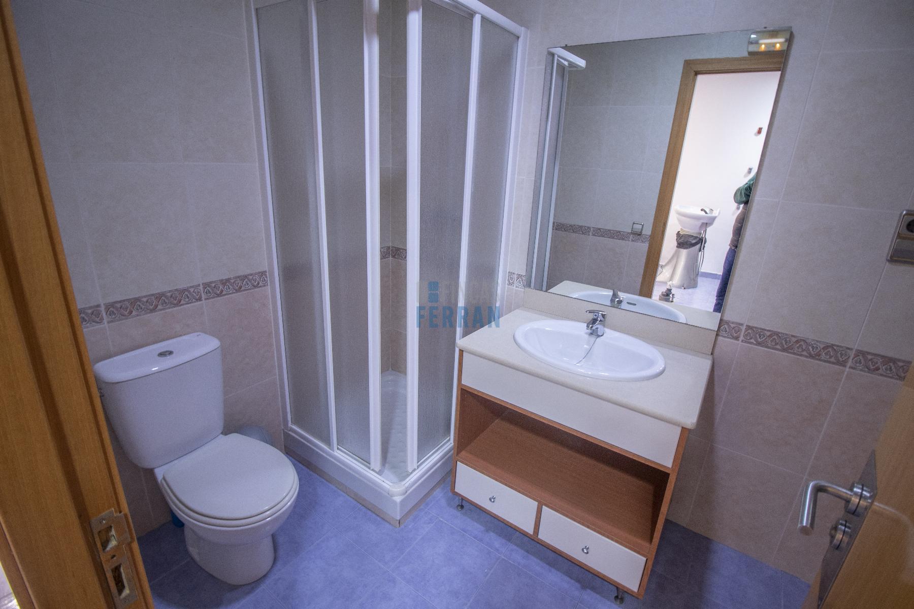 For sale of commercial in Coma - Ruga
