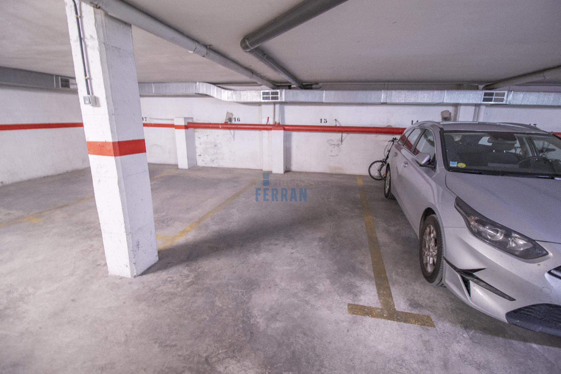 For sale of garage in Coma - Ruga
