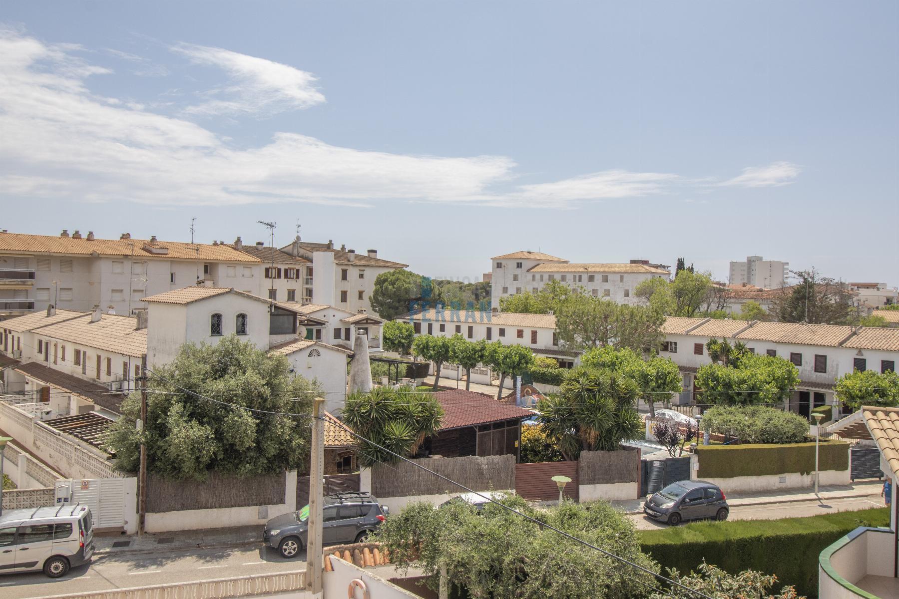 For sale of apartment in Coma - Ruga