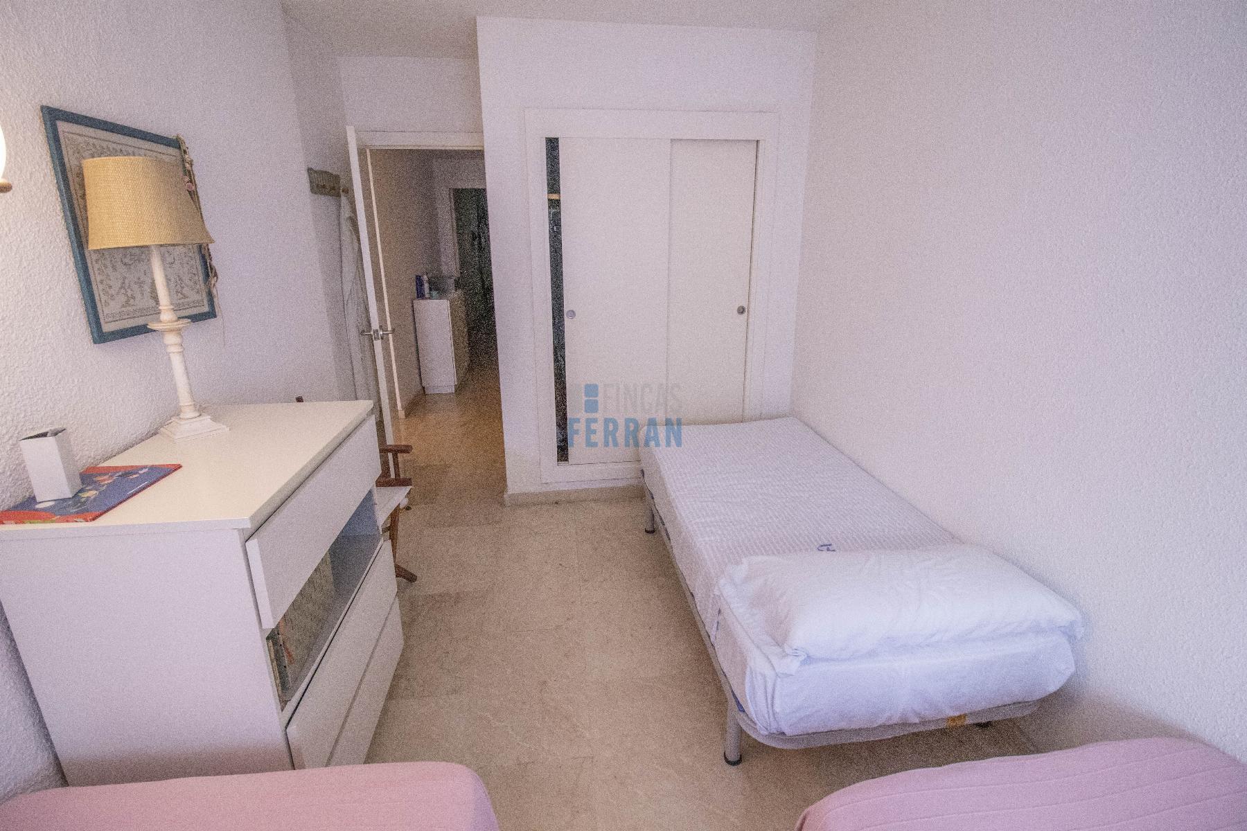 For sale of ground floor in Coma - Ruga