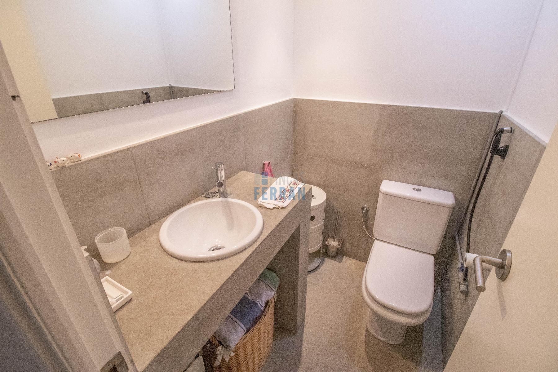 For sale of ground floor in Coma - Ruga