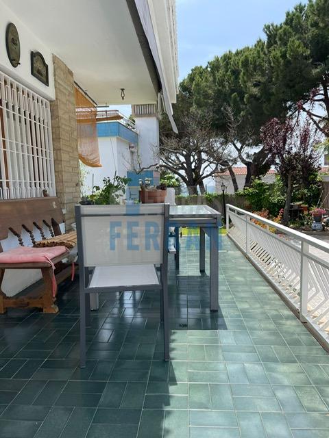 Venta de casa en Coma - Ruga