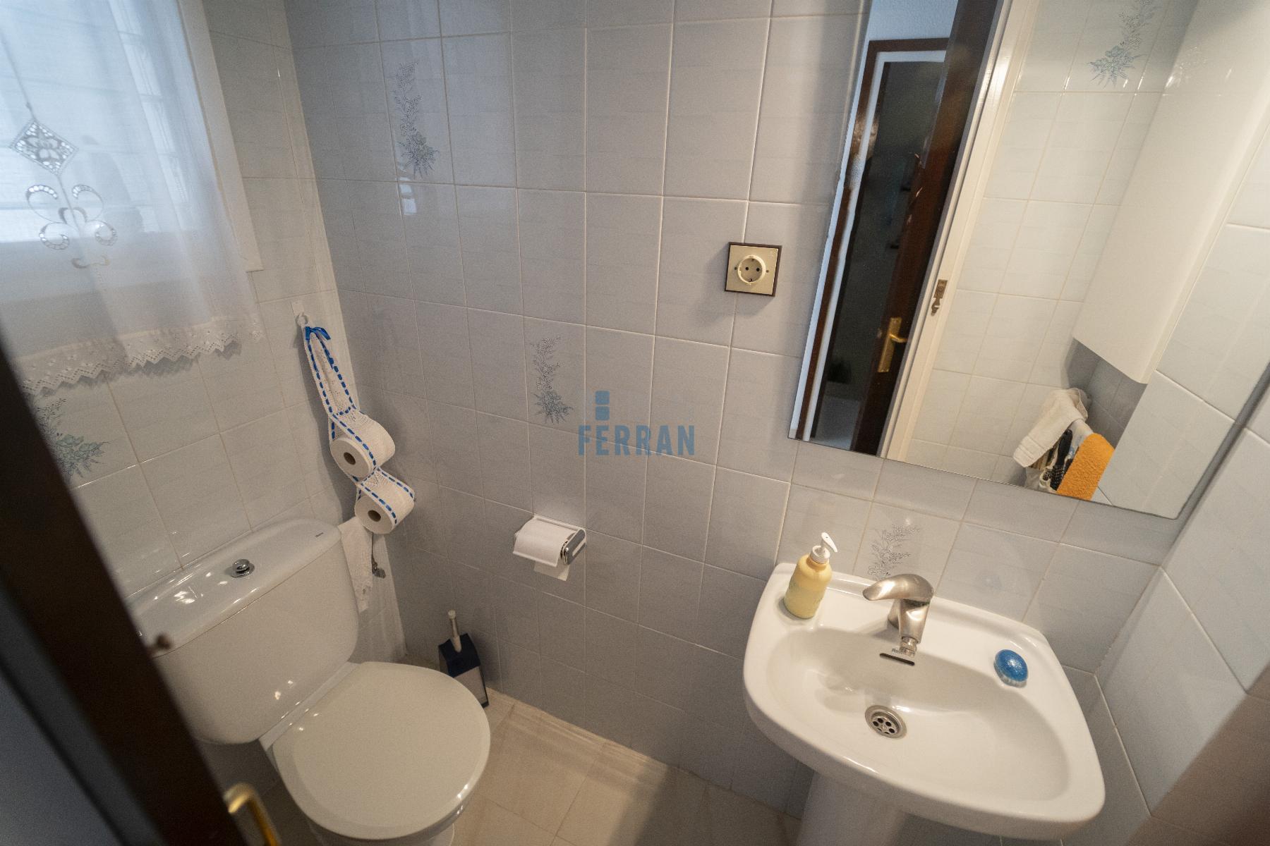 Venda de casa a Roda de Barà