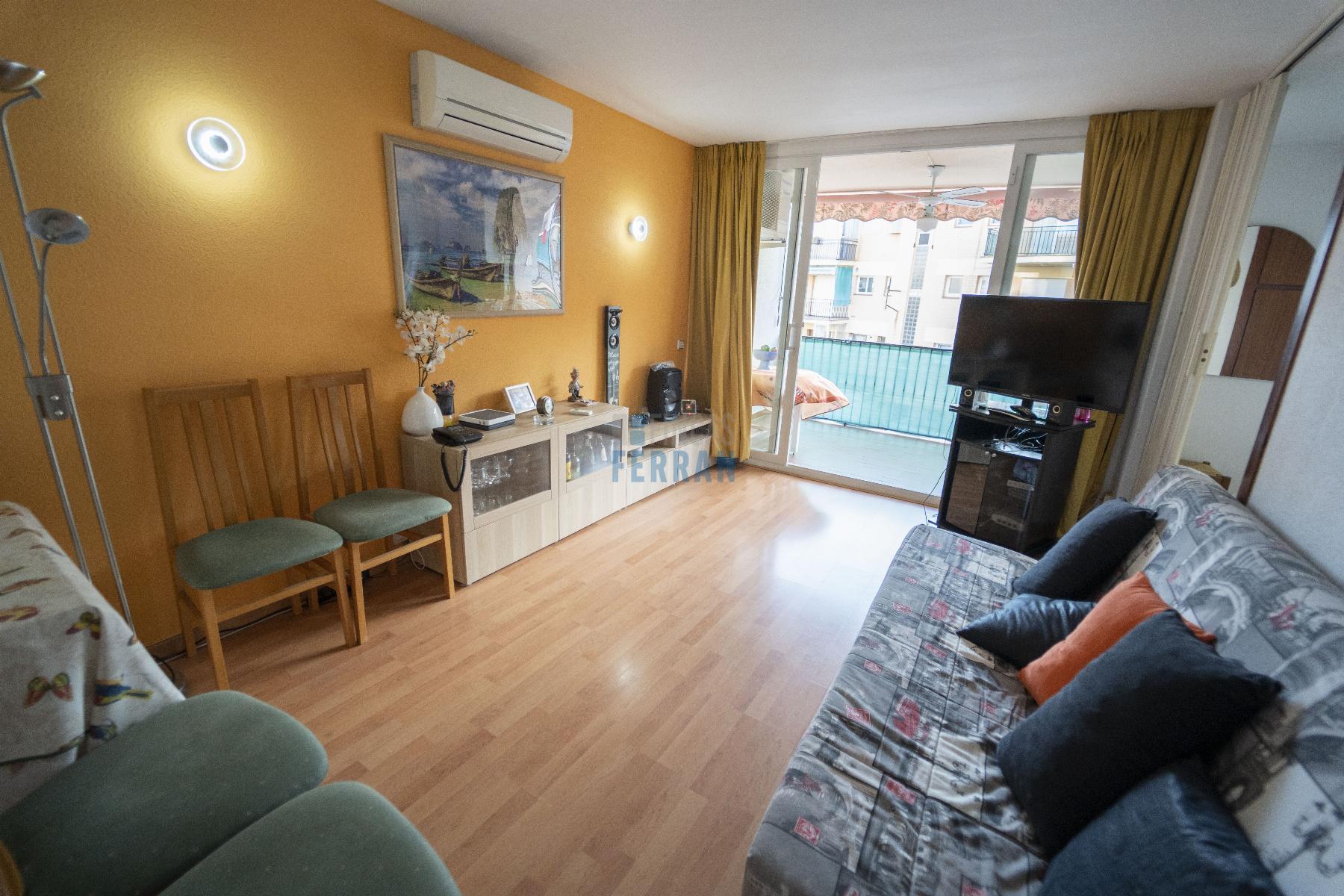 For sale of apartment in Coma - Ruga