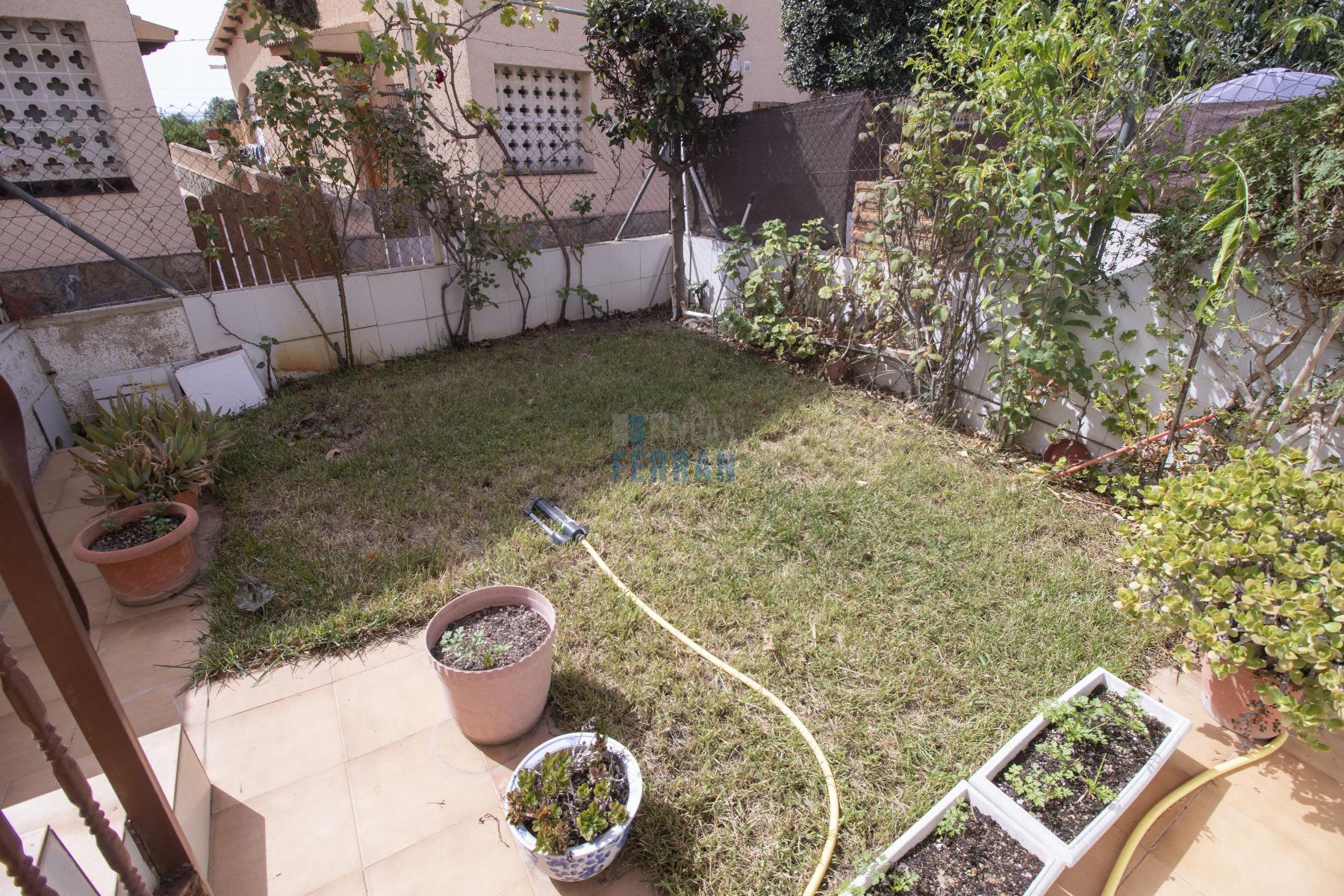 Venta de casa en Coma - Ruga