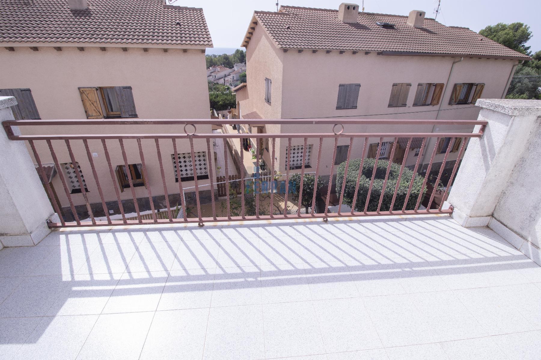 Venta de casa en Coma - Ruga