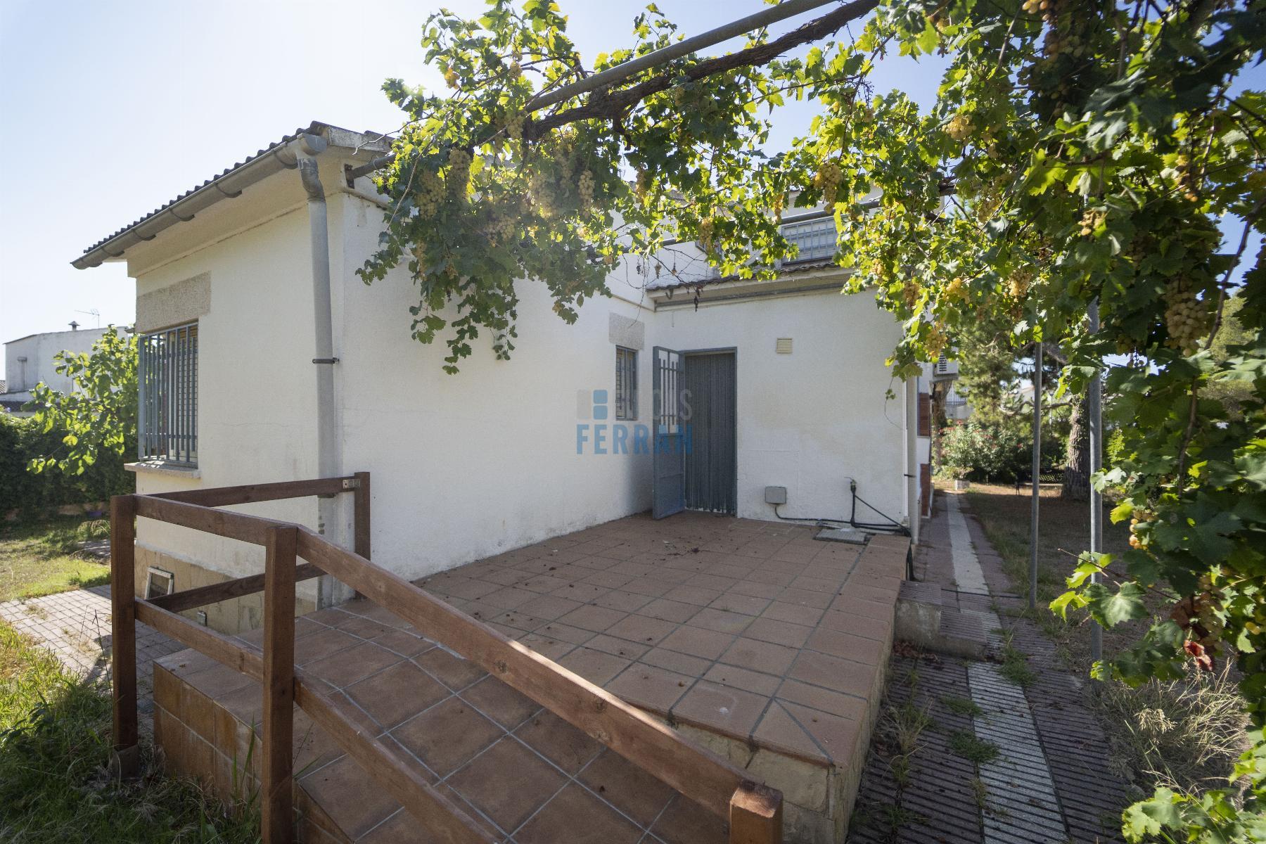 Venta de casa en Coma - Ruga