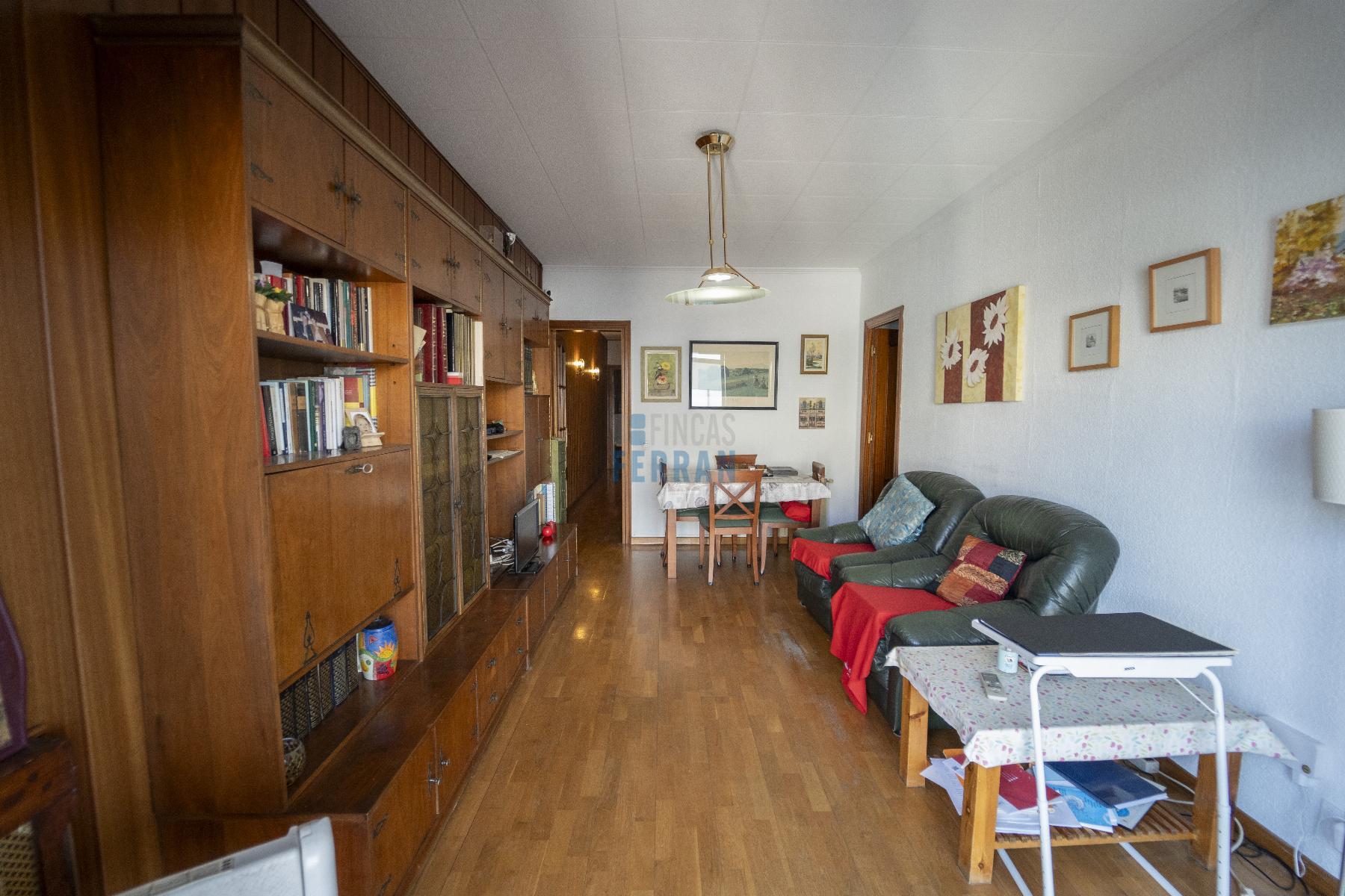 For sale of flat in Barcelona