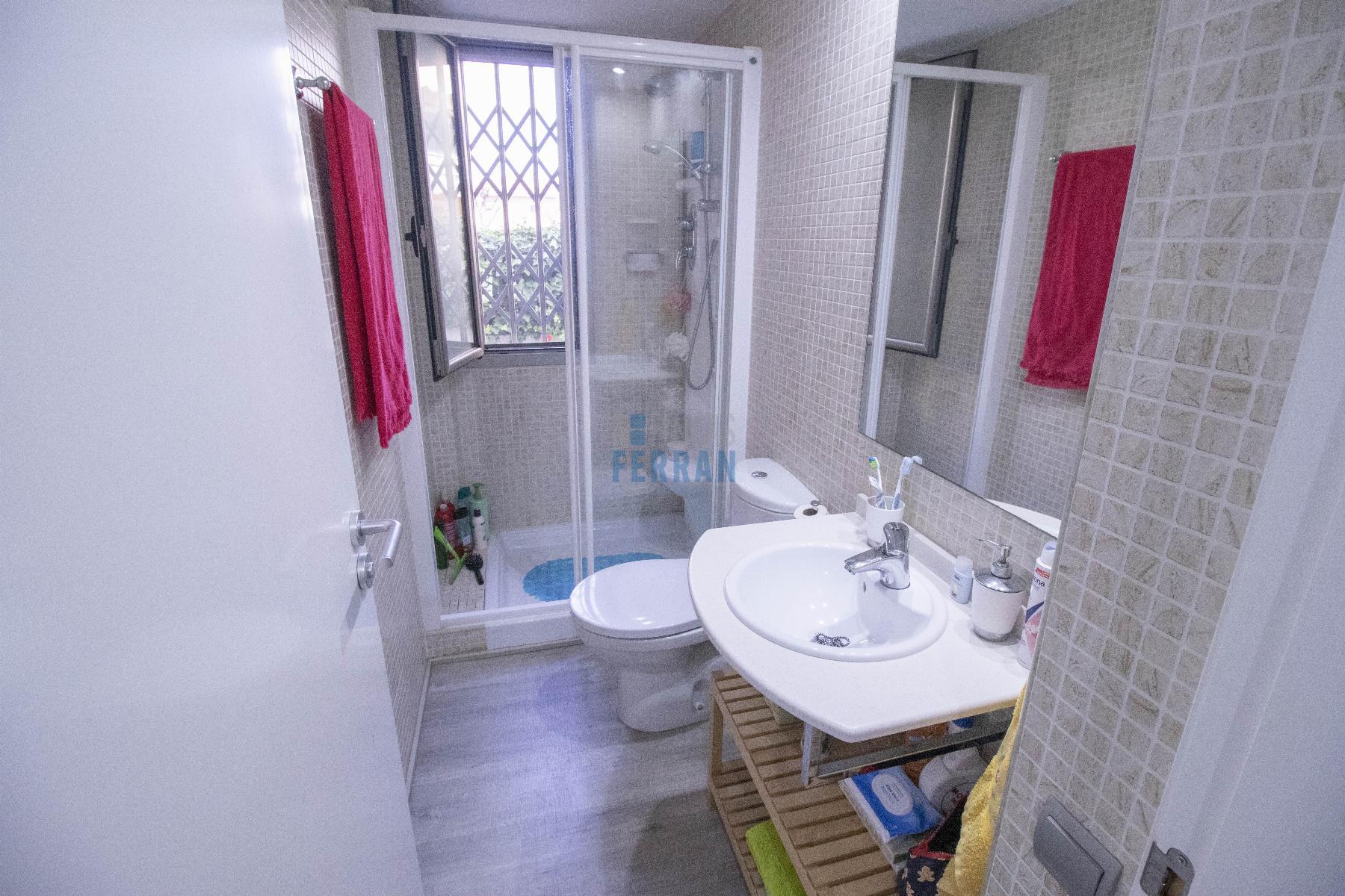For sale of ground floor in Coma - Ruga