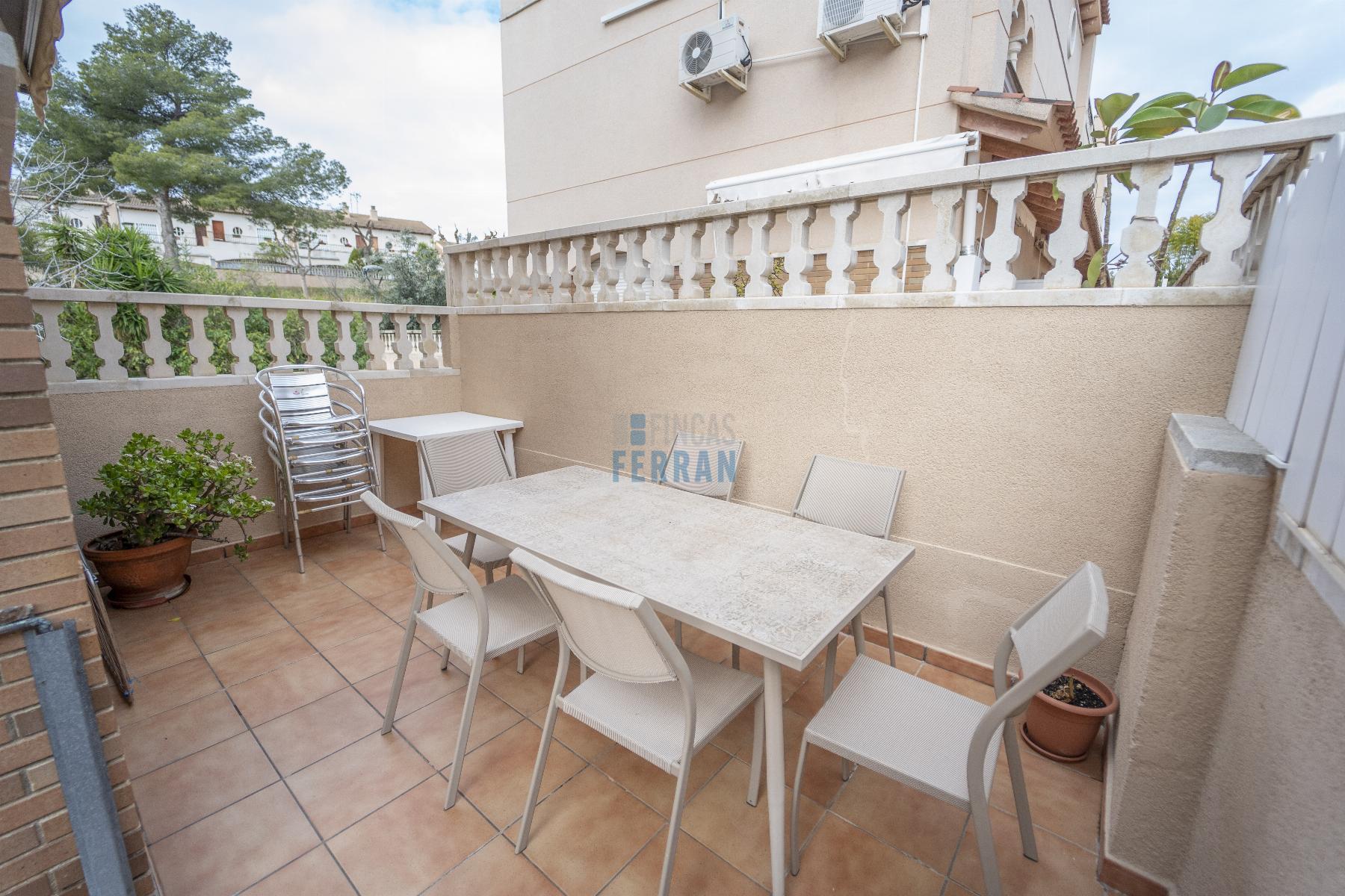 Venta de casa en Coma - Ruga