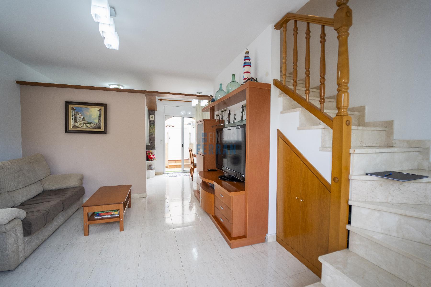 Venta de casa en Coma - Ruga