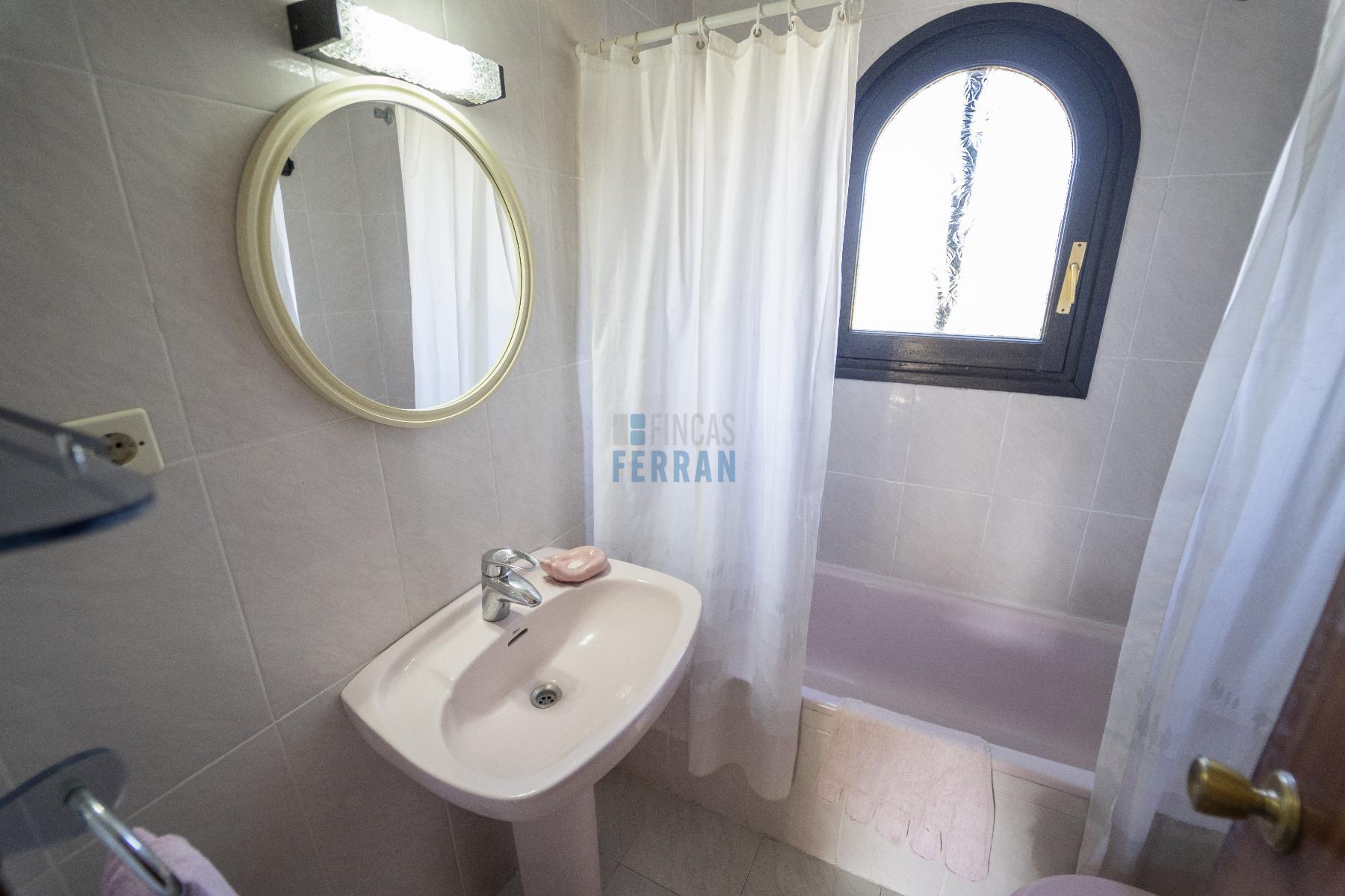 For rent of house in Roda de Barà