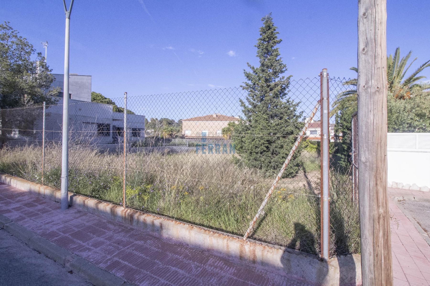 Venta de terreno en Coma - Ruga