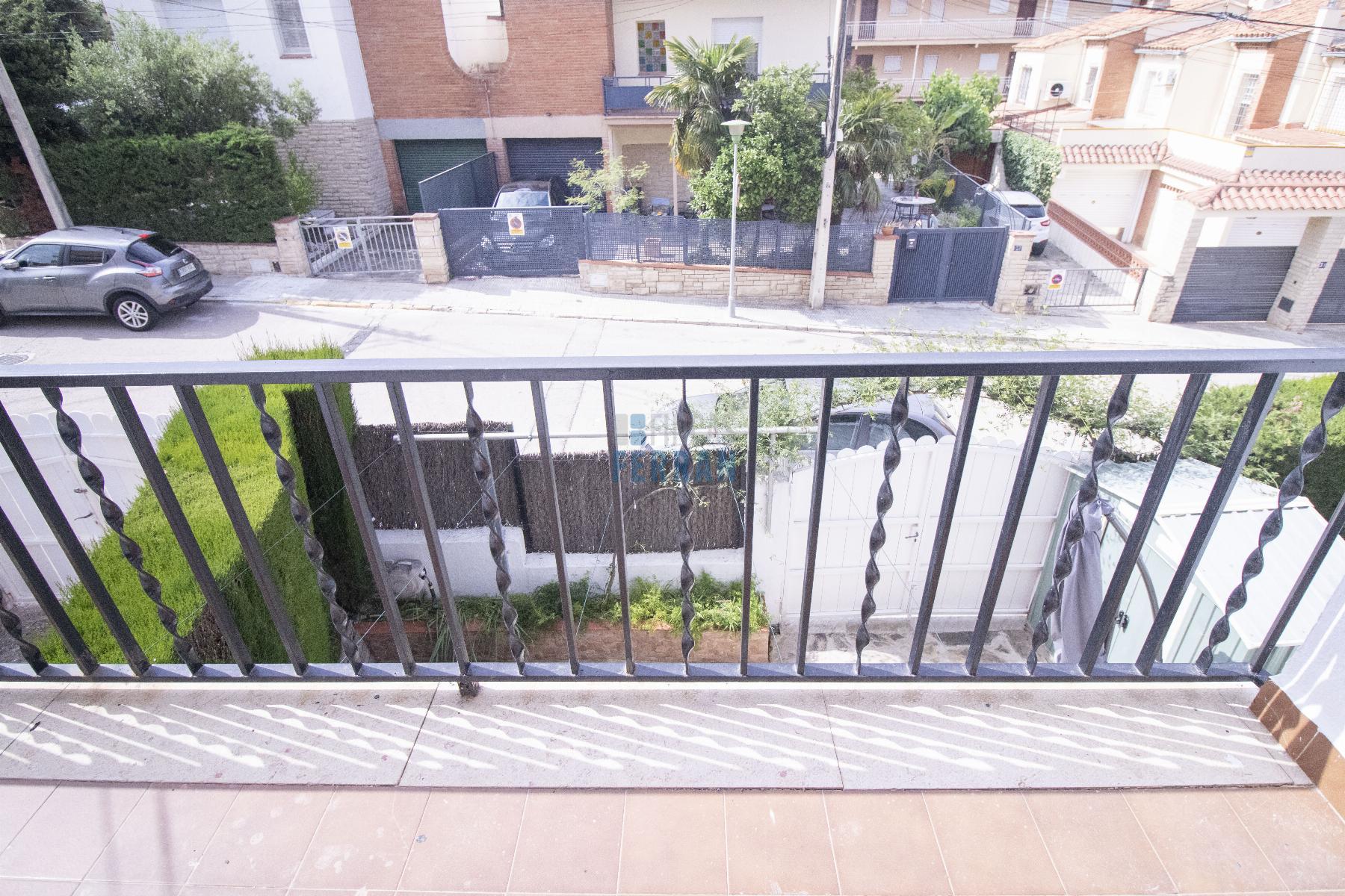 For sale of apartment in Coma - Ruga