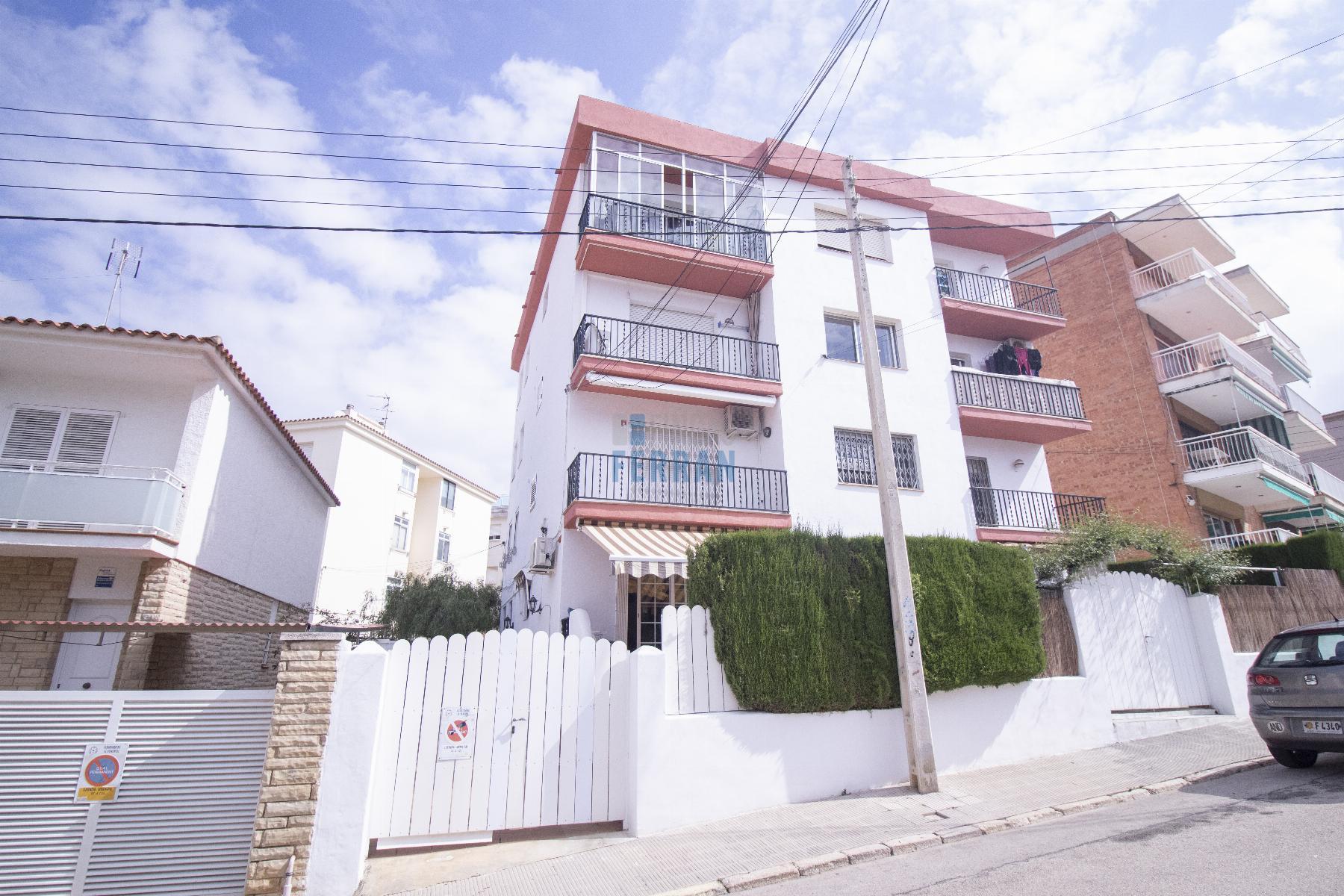 For sale of apartment in Coma - Ruga