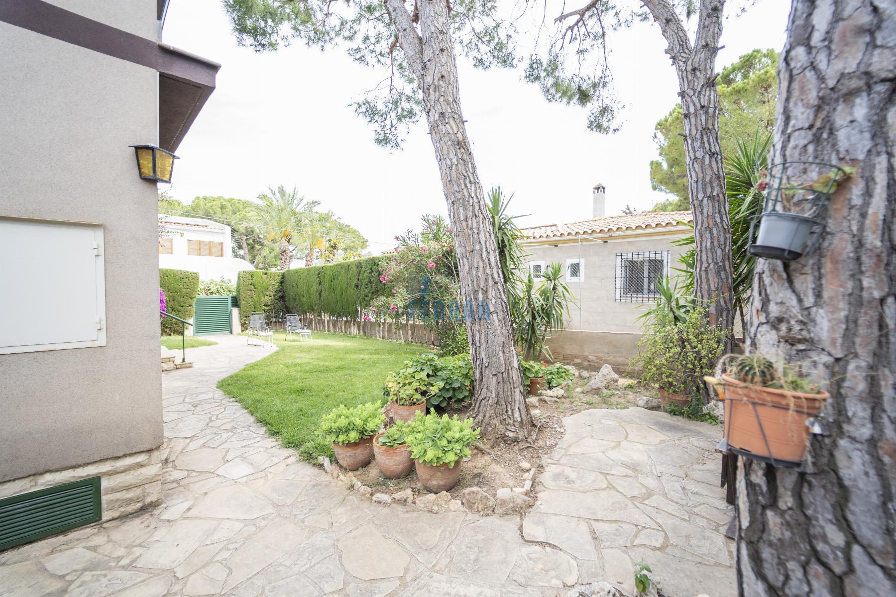 Venta de casa en Coma - Ruga