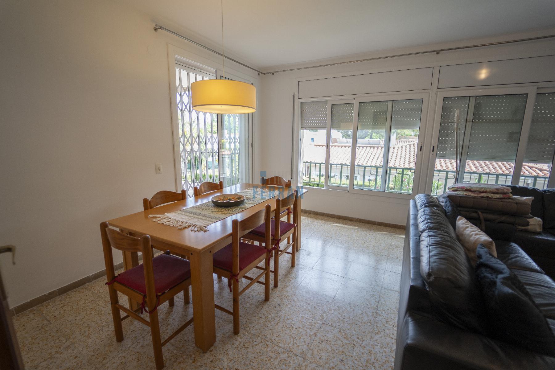 Venta de casa en Coma - Ruga