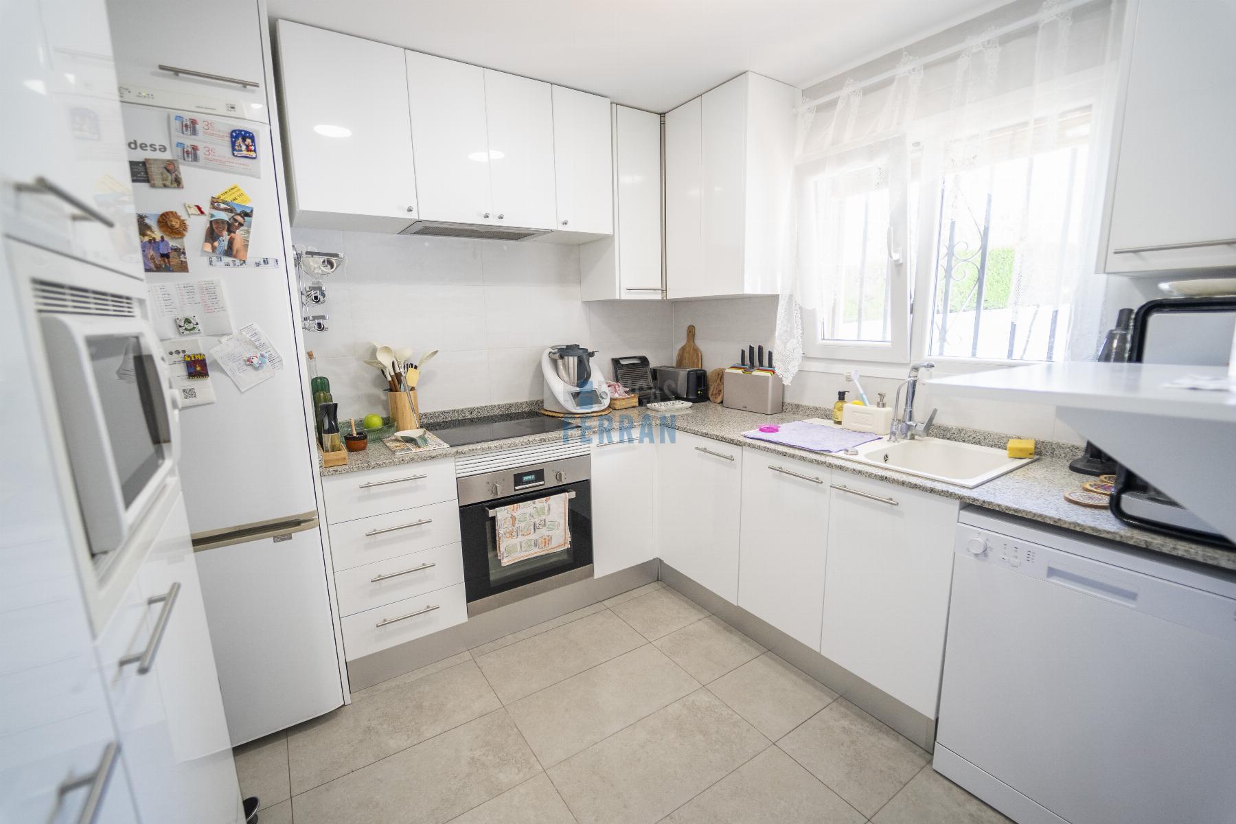 Venta de casa en Coma - Ruga