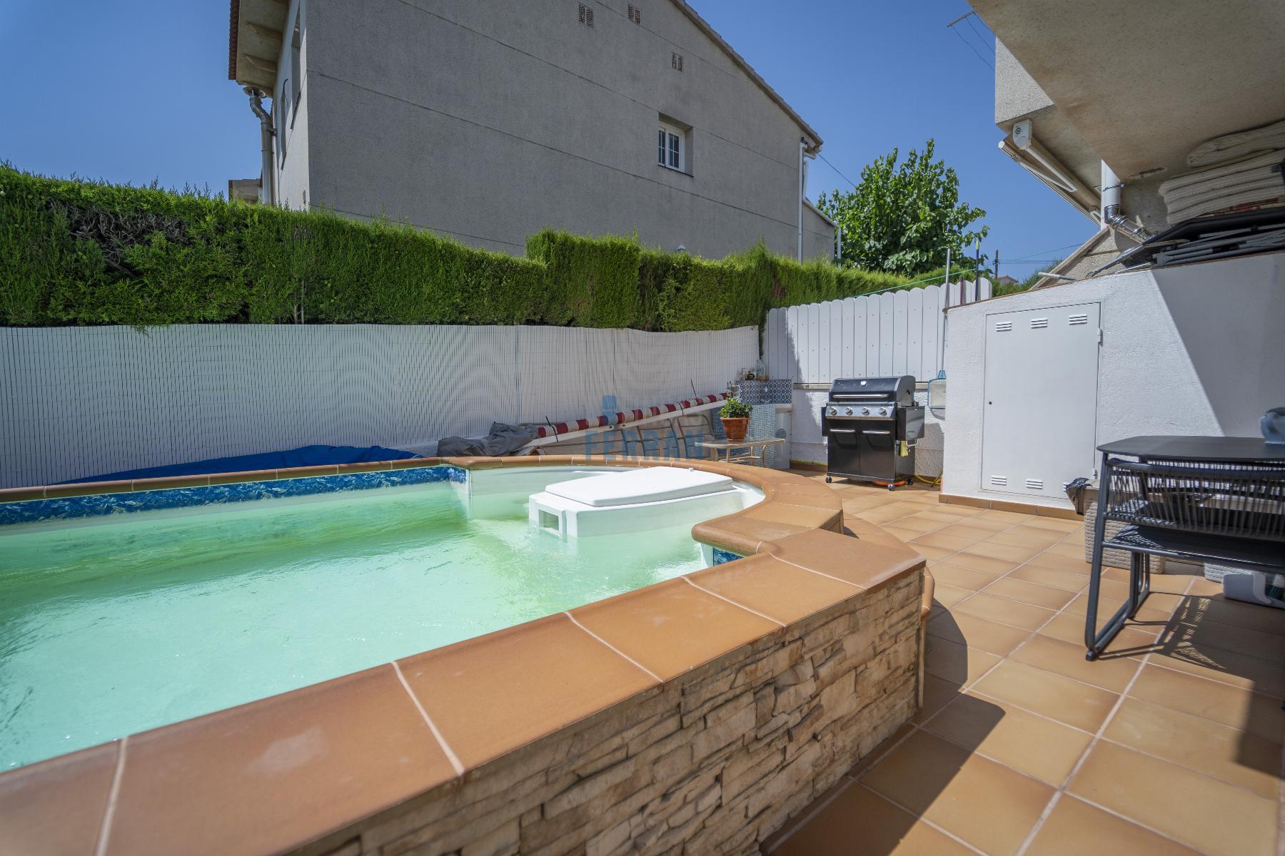 Venta de casa en Coma - Ruga