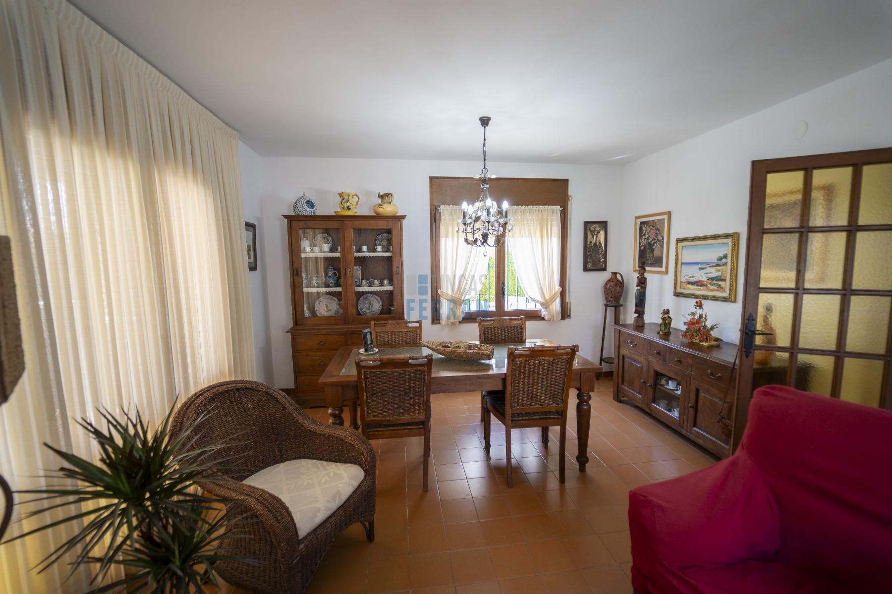 Venta de casa en Coma - Ruga