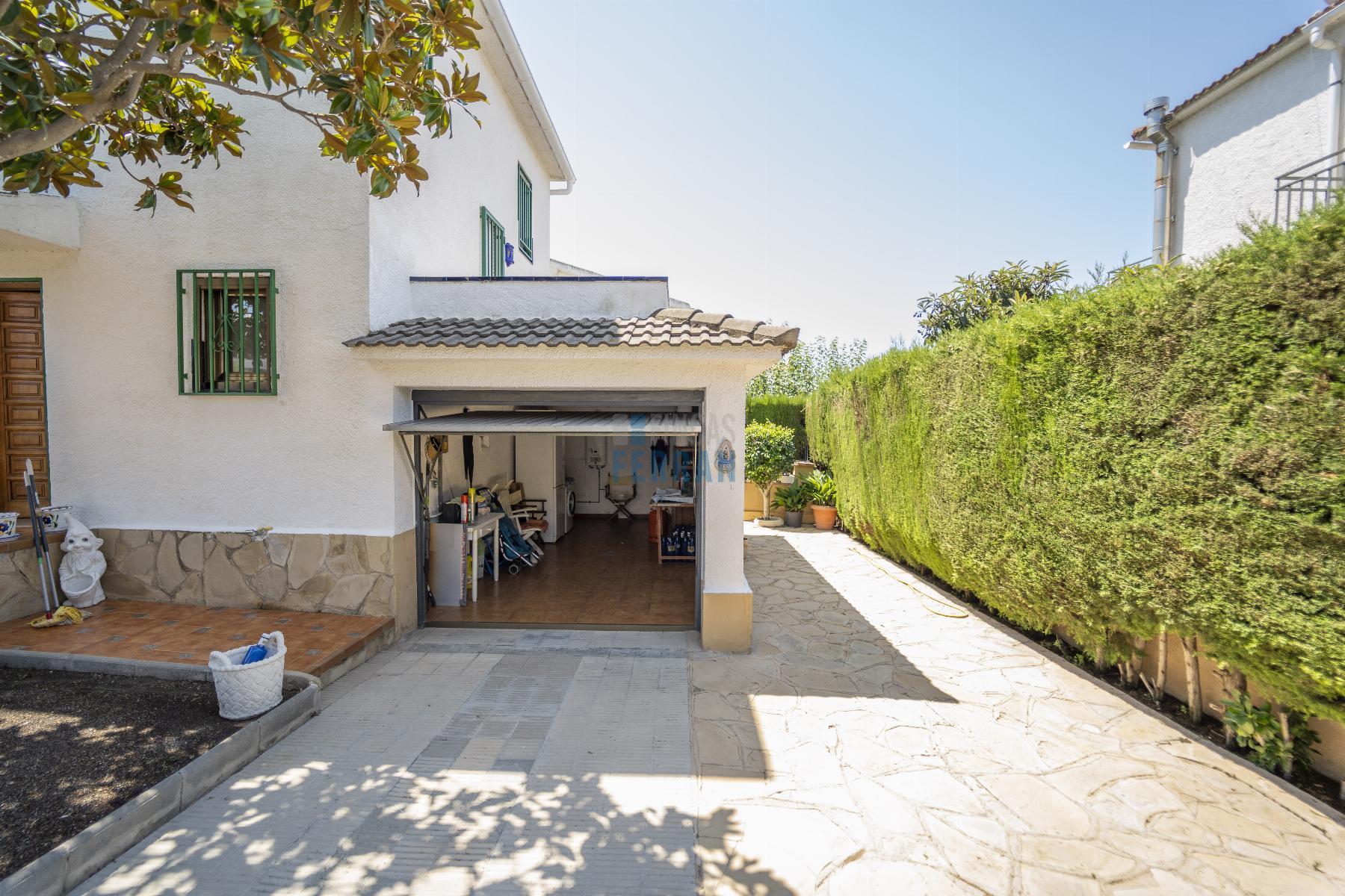 Venta de casa en Coma - Ruga
