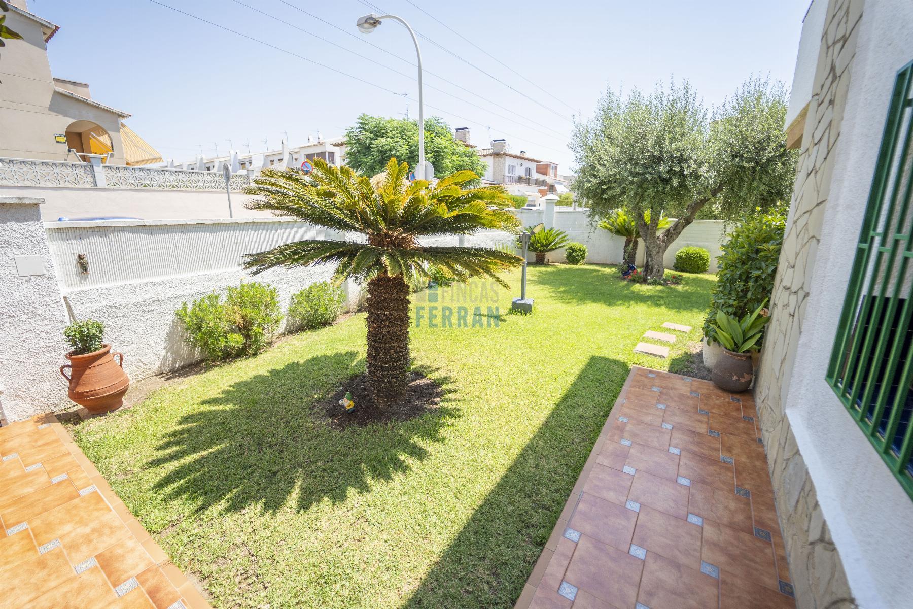 Venta de casa en Coma - Ruga