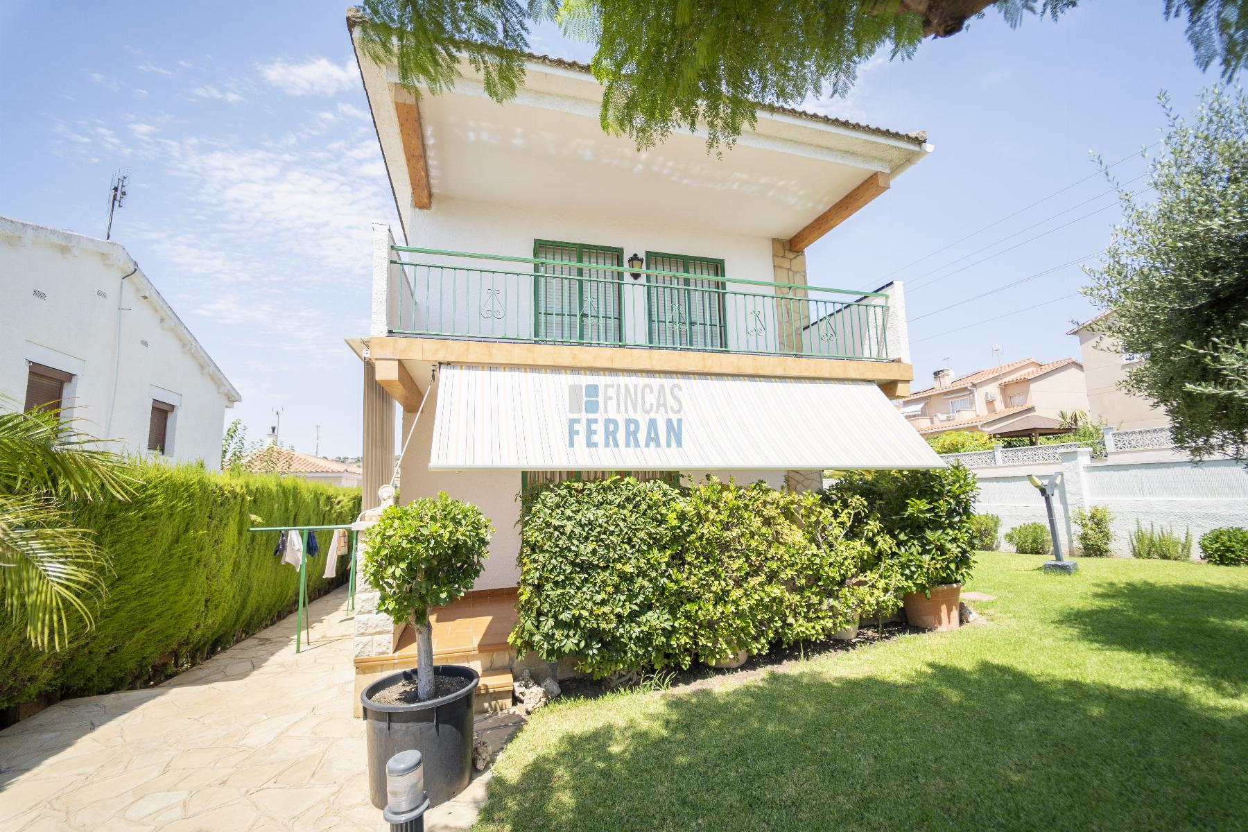 Venta de casa en Coma - Ruga