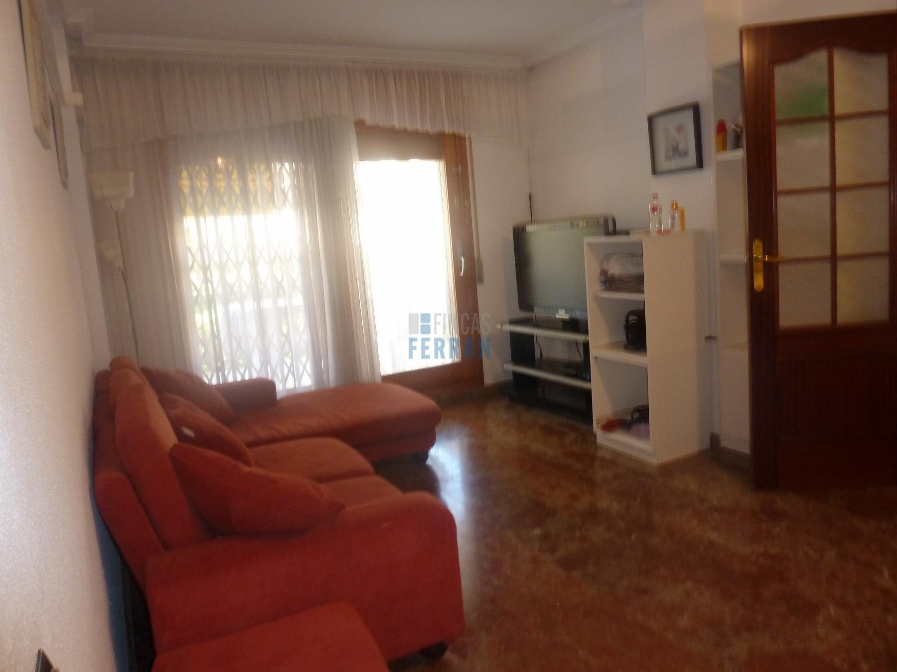 Venta de planta baja en Calafell