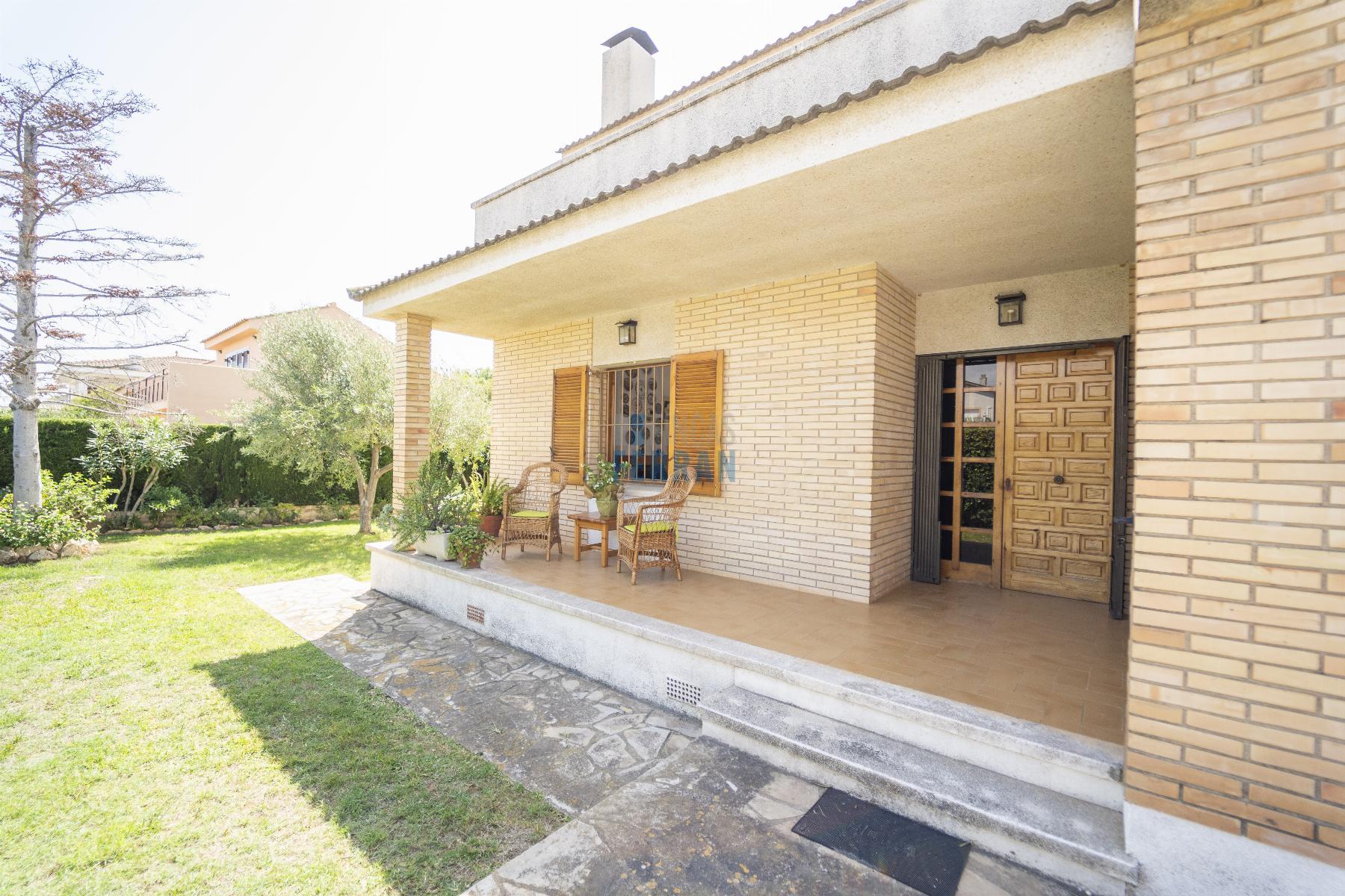 Venda de casa a Coma - Ruga