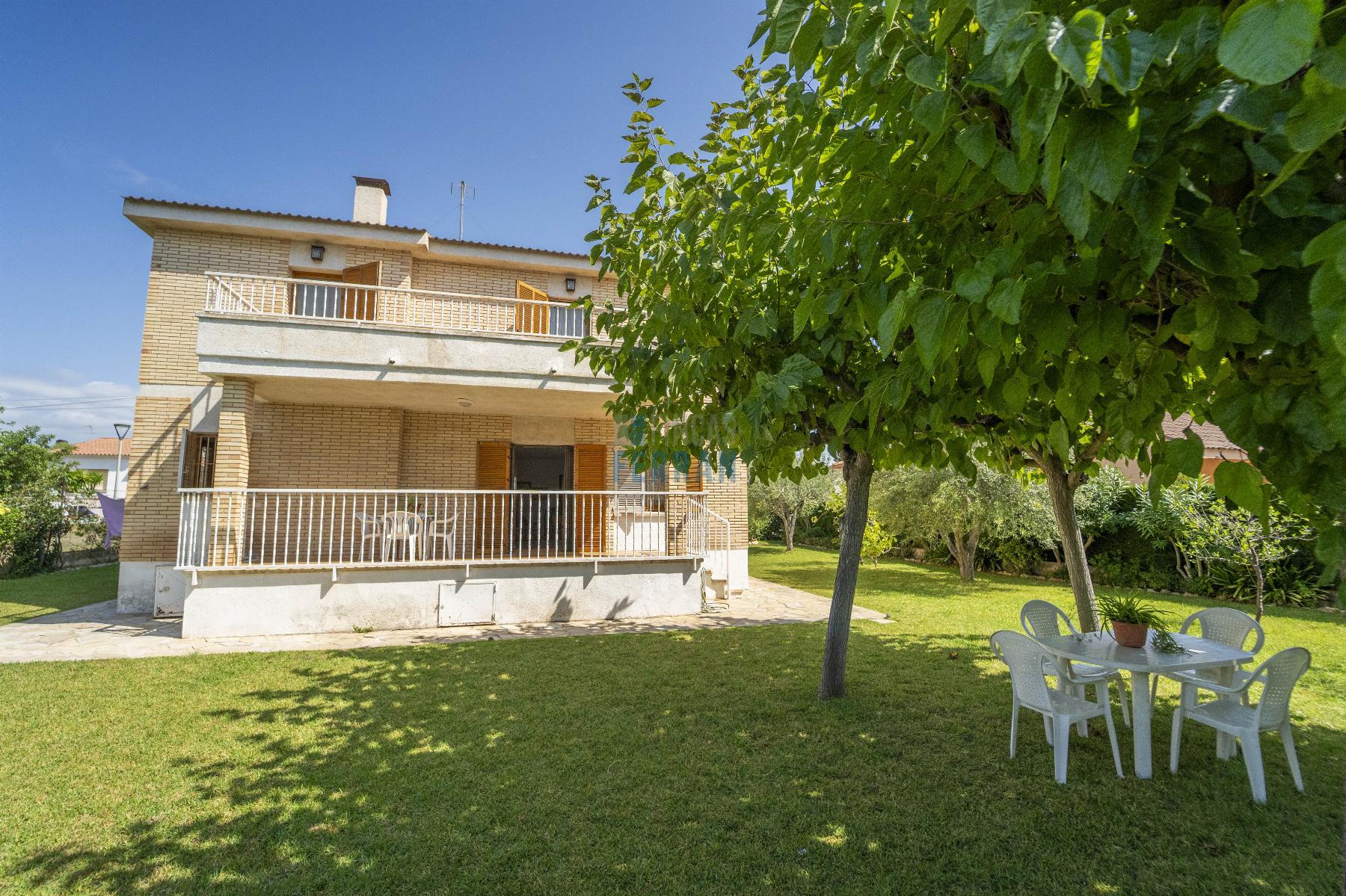 Venda de casa a Coma - Ruga